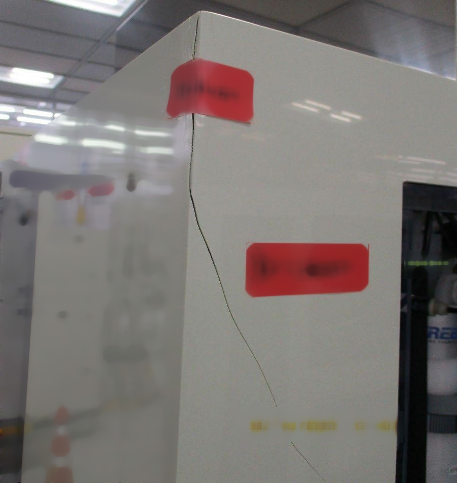 Photo Used APPLIED MATERIALS Photomask Wet Cleaner System For Sale