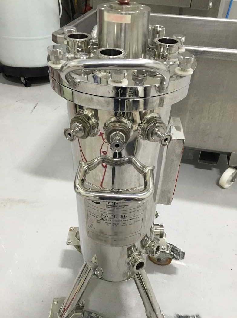 Photo Used APPLIKON BIOTECHNOLOGY 20L For Sale