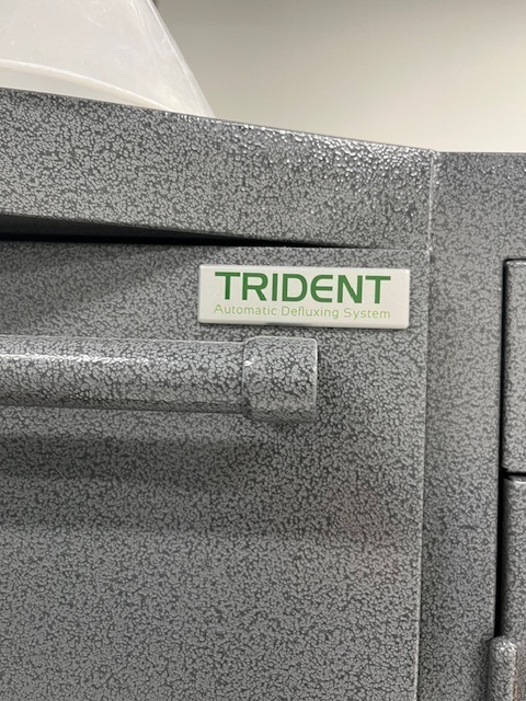 Foto Verwendet AQUEOUS TECH Trident Zum Verkauf