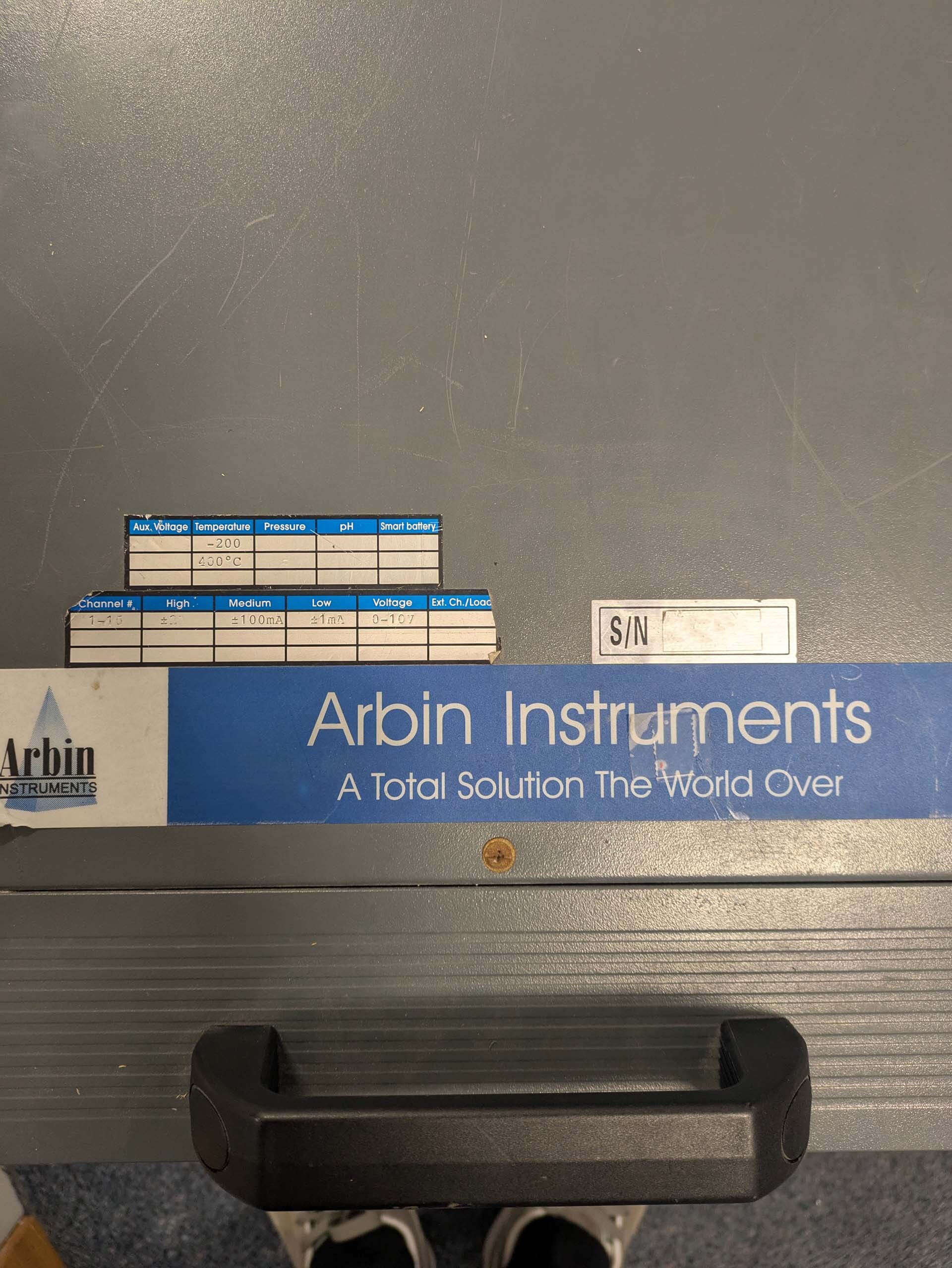 Foto Verwendet ARBIN INSTRUMENTS BT-2000 Zum Verkauf