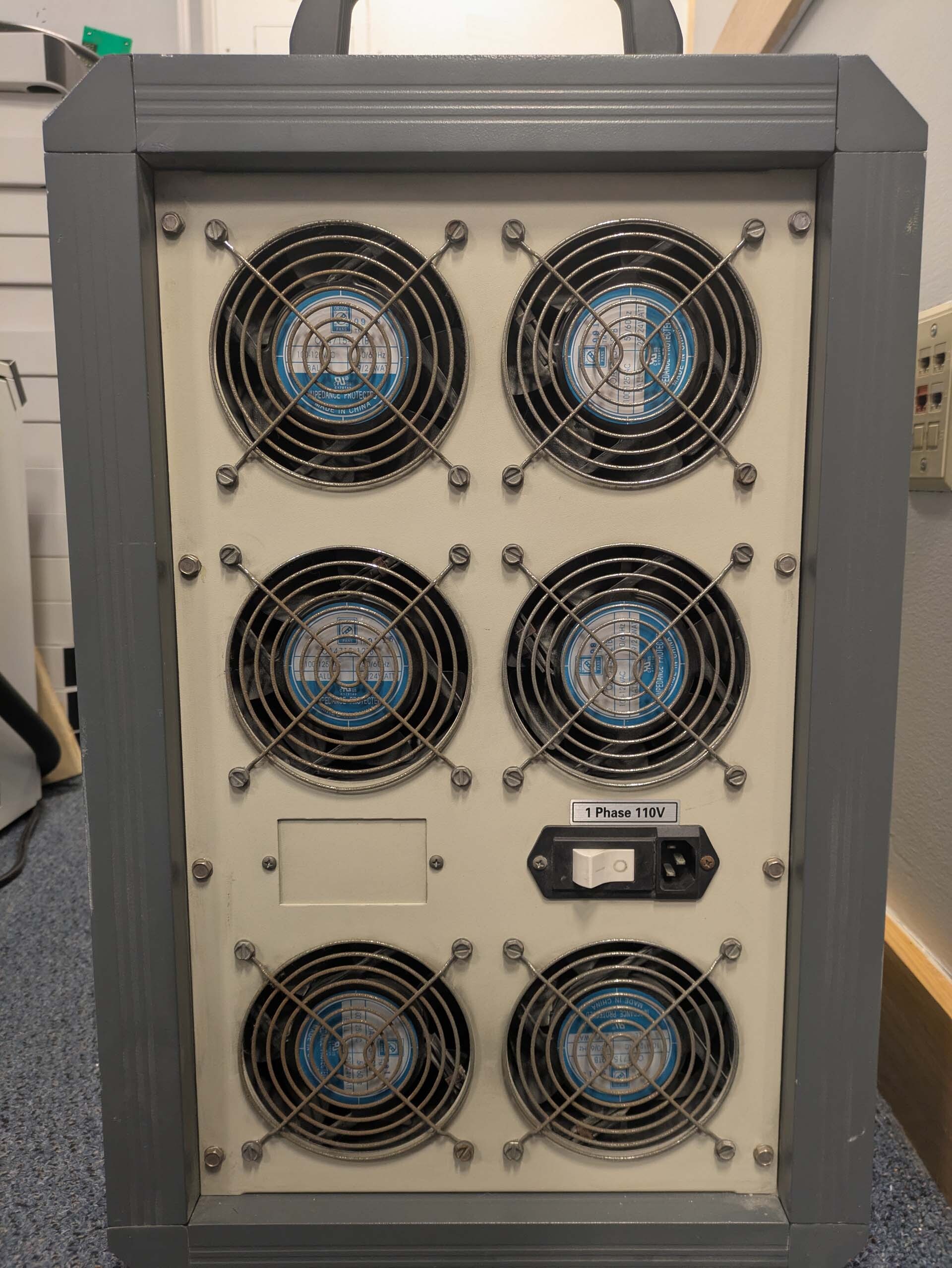 Foto Verwendet ARBIN INSTRUMENTS BT-2000 Zum Verkauf