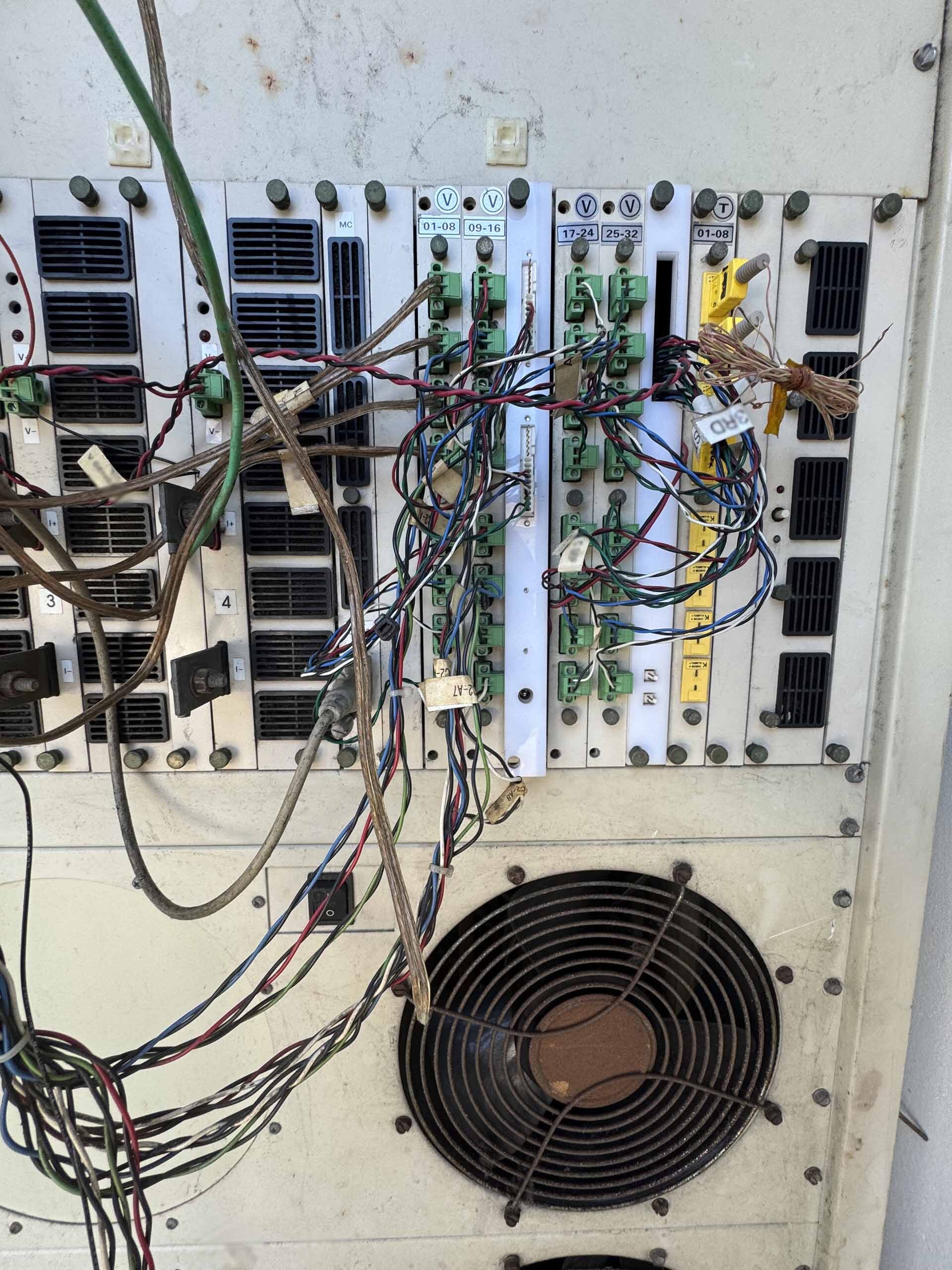 Foto Verwendet ARBIN INSTRUMENTS MSTAT 8000 Zum Verkauf