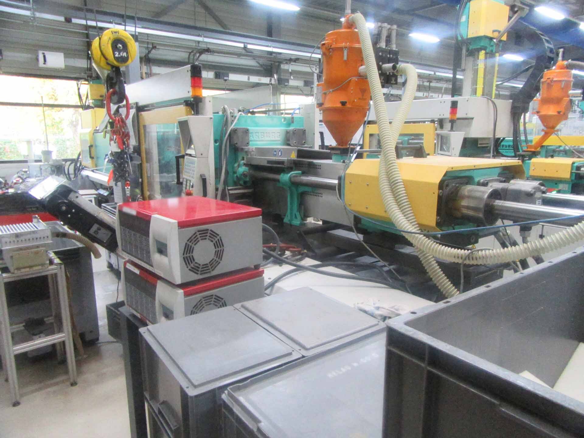 Foto Verwendet ARBURG Injection molding machine Zum Verkauf
