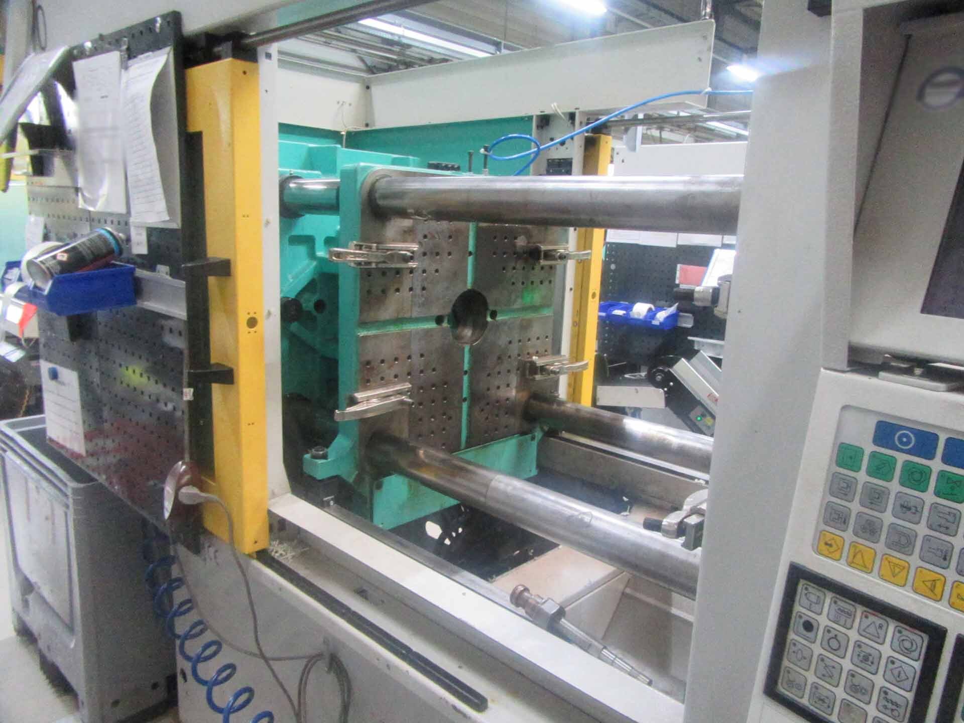 Foto Verwendet ARBURG Injection molding machine Zum Verkauf