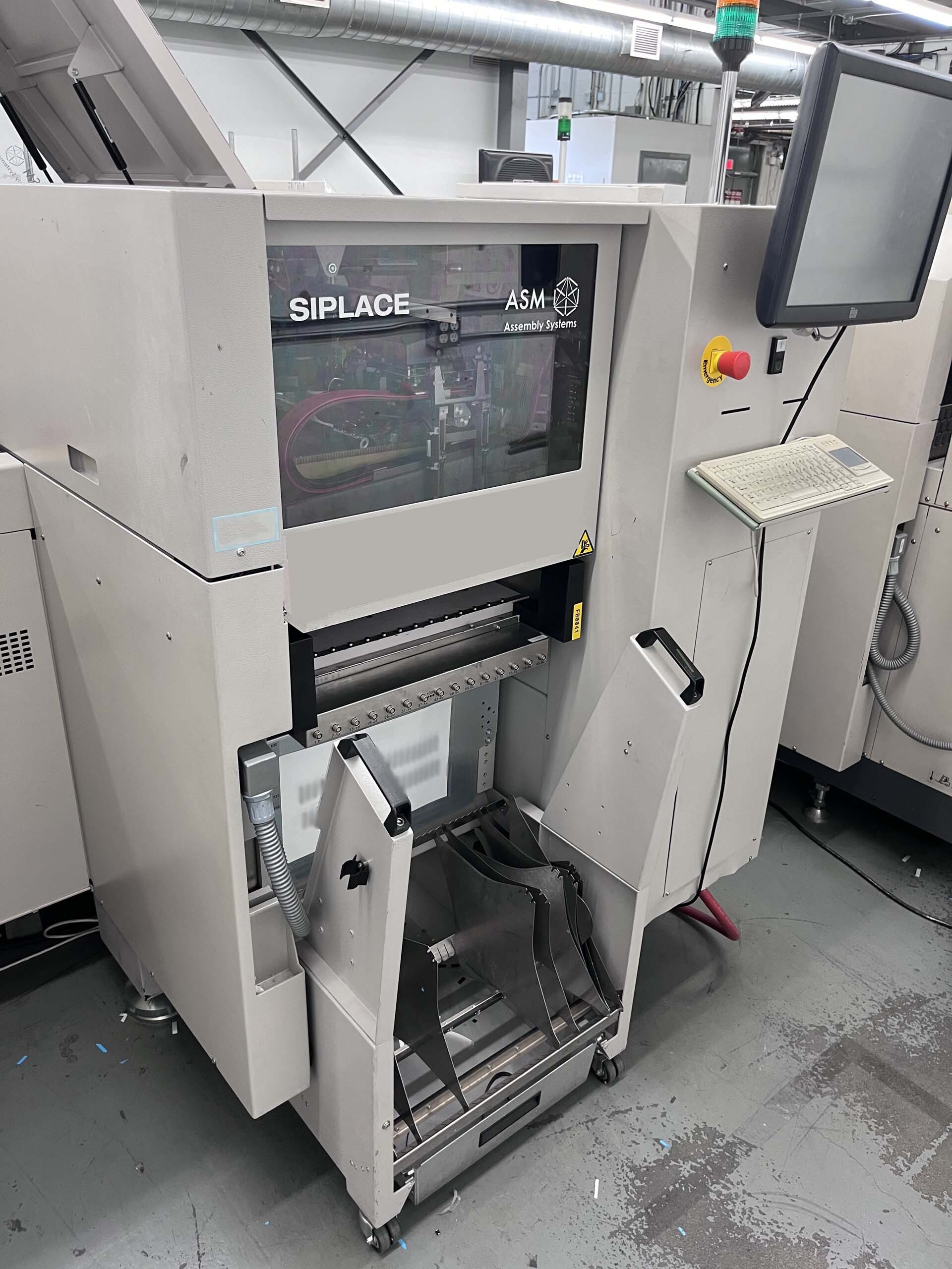 Photo Used ASM / SIEMENS D2 For Sale