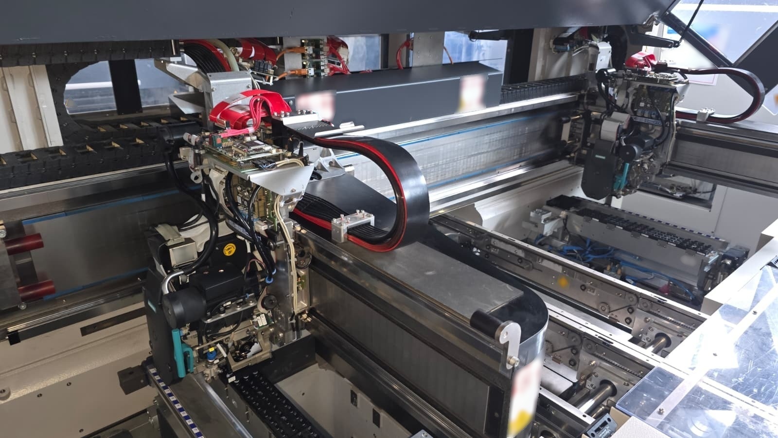 Photo Used ASM / SIEMENS Lot of pick and place machines For Sale