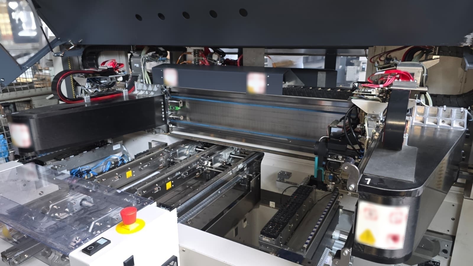 Photo Used ASM / SIEMENS Lot of pick and place machines For Sale