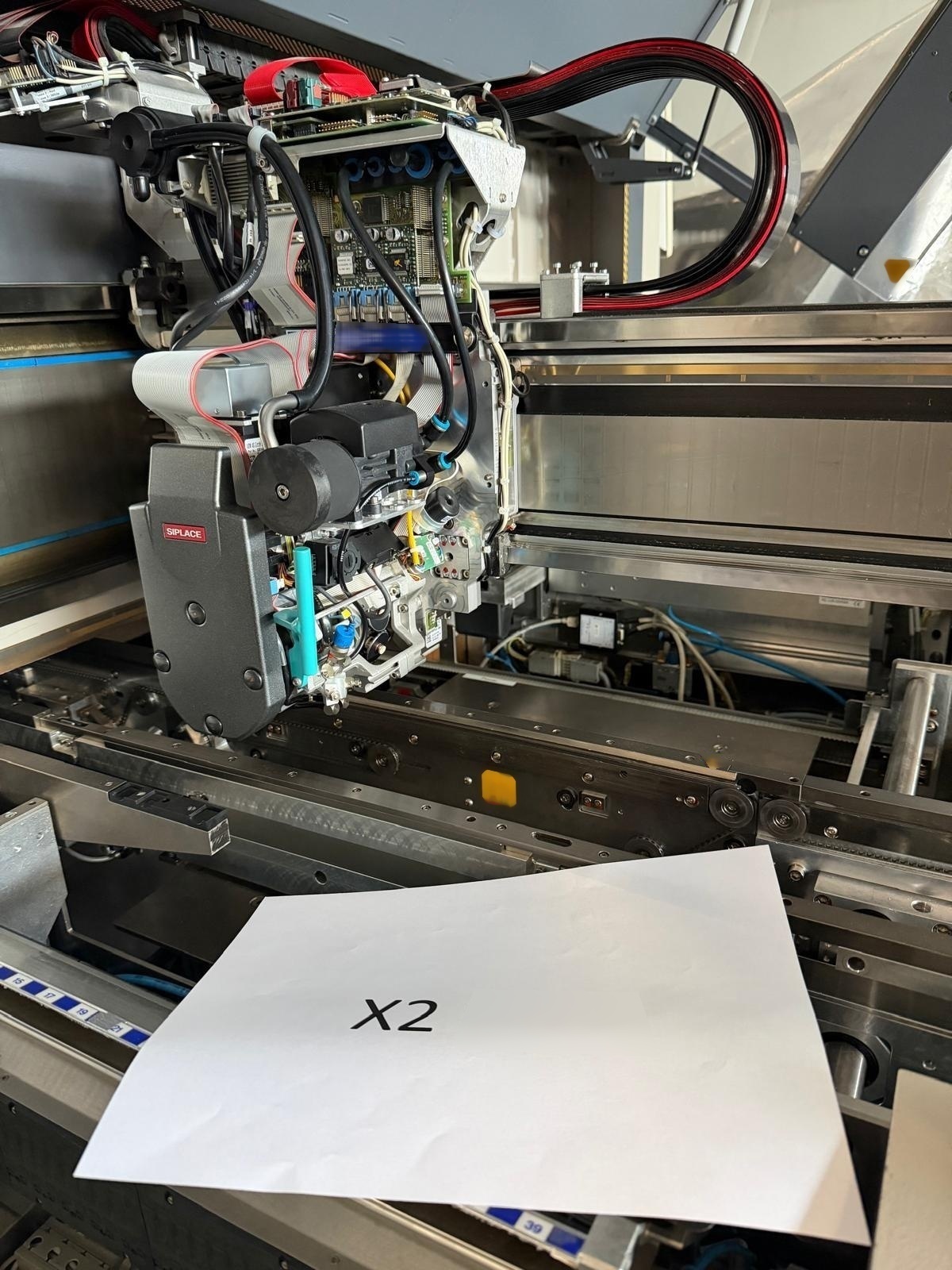 Photo Used ASM / SIEMENS Lot of pick and place machines For Sale