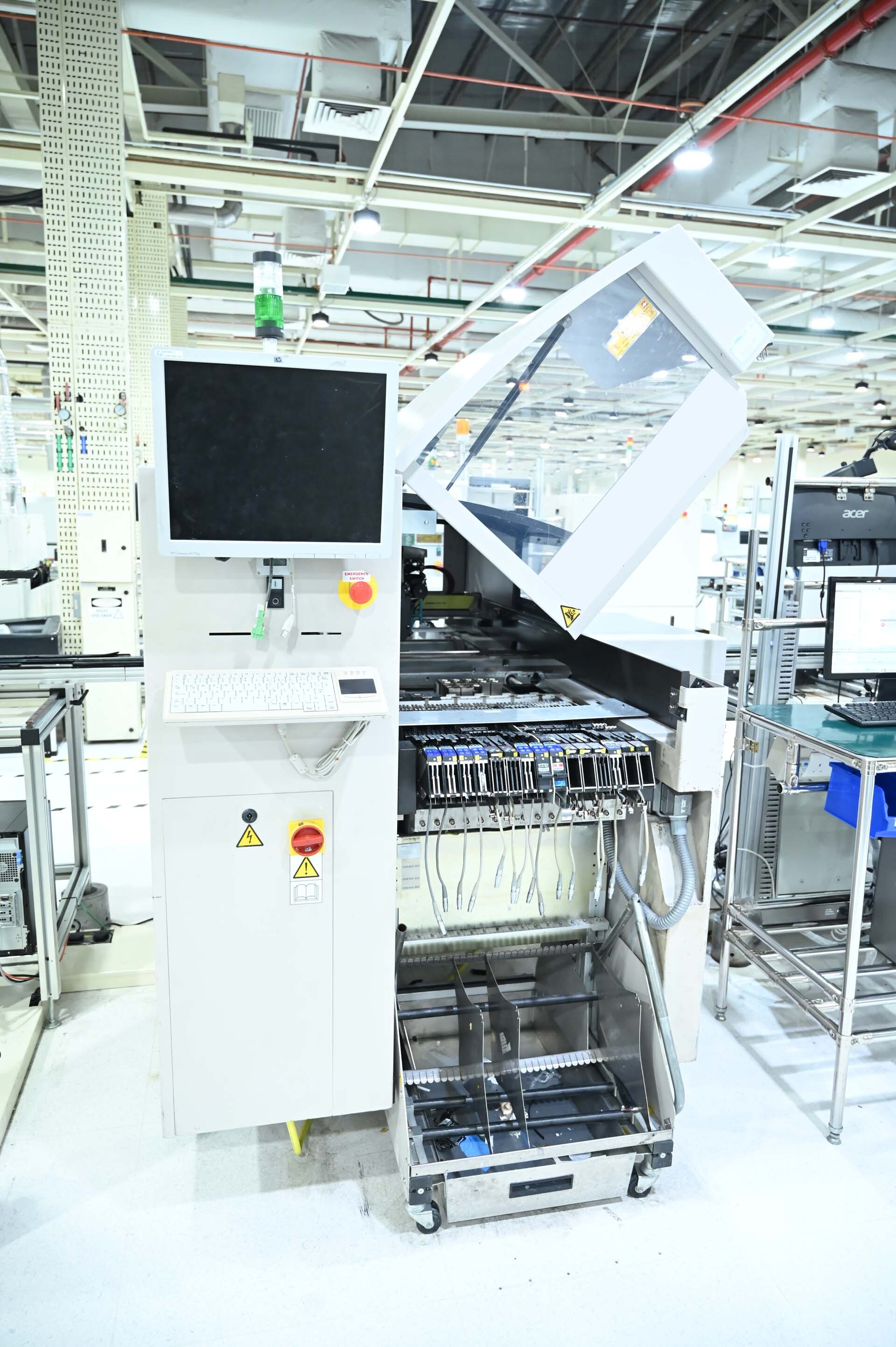 Photo Utilisé ASM / SIEMENS SIplace D1 À vendre