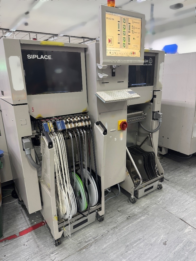 图为 已使用的 ASM / SIEMENS Siplace D4i 待售