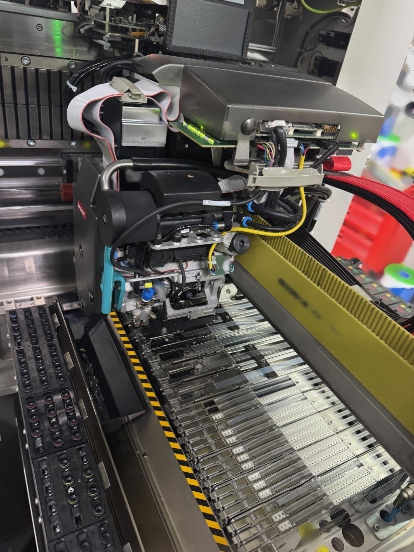图为 已使用的 ASM / SIEMENS Siplace D4i 待售