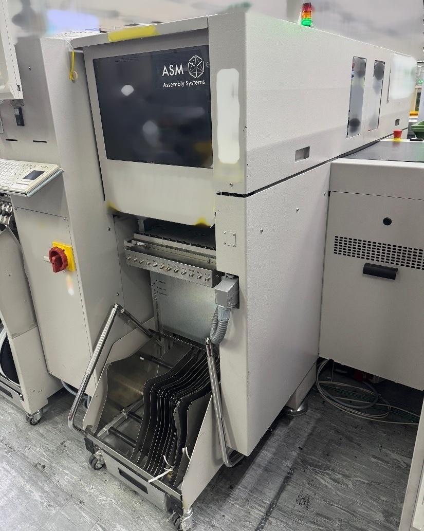 图为 已使用的 ASM / SIEMENS Siplace D4i 待售