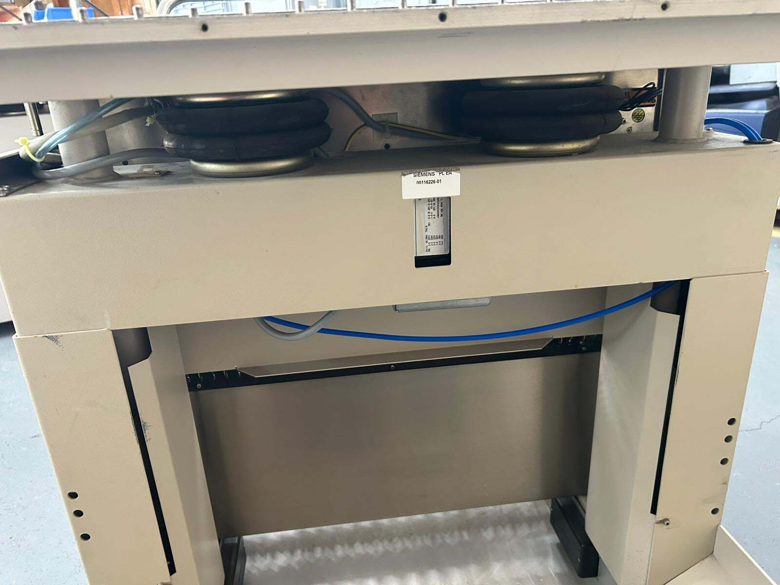 Foto Verwendet ASM / SIEMENS Trolleys for Siplace S27 HM Zum Verkauf