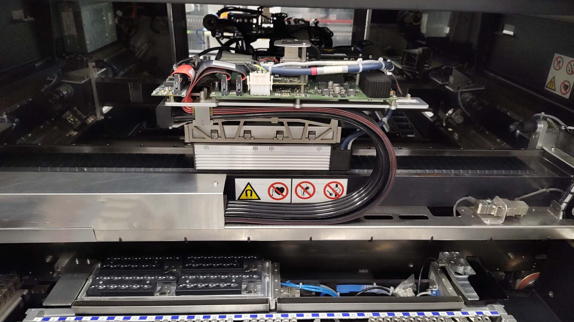 Photo Utilisé ASM / SIEMENS Siplace SX2 À vendre