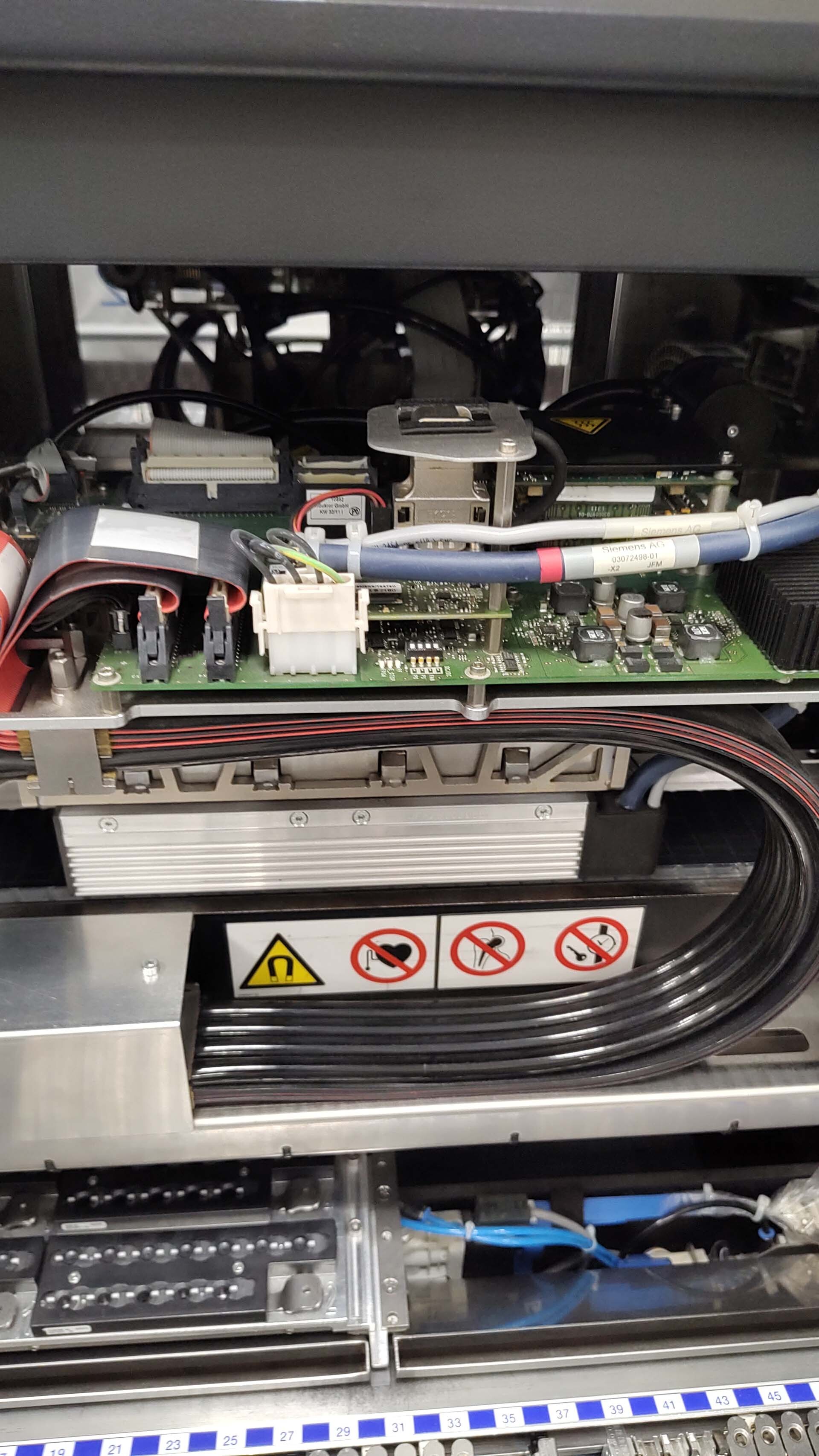 Photo Utilisé ASM / SIEMENS Siplace SX2 À vendre