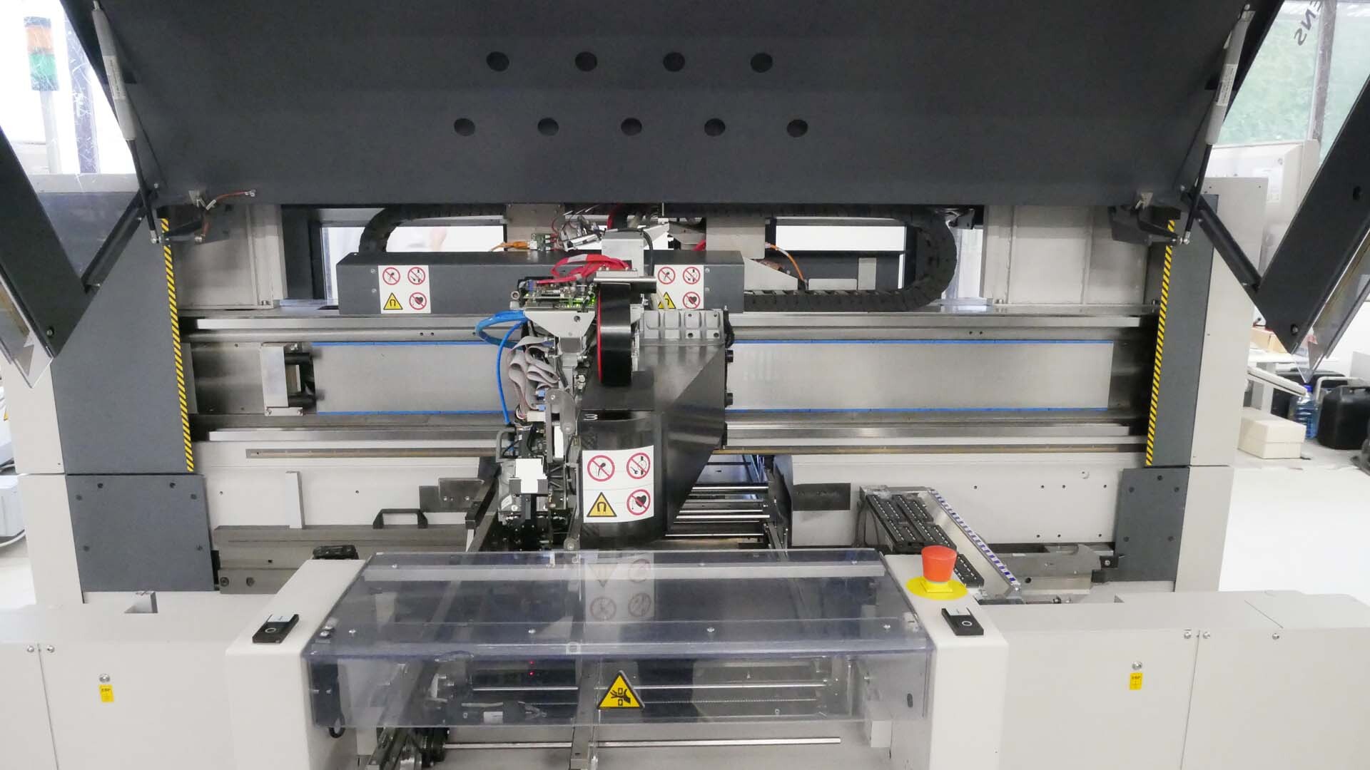 Photo Utilisé ASM / SIEMENS Siplace X2 À vendre