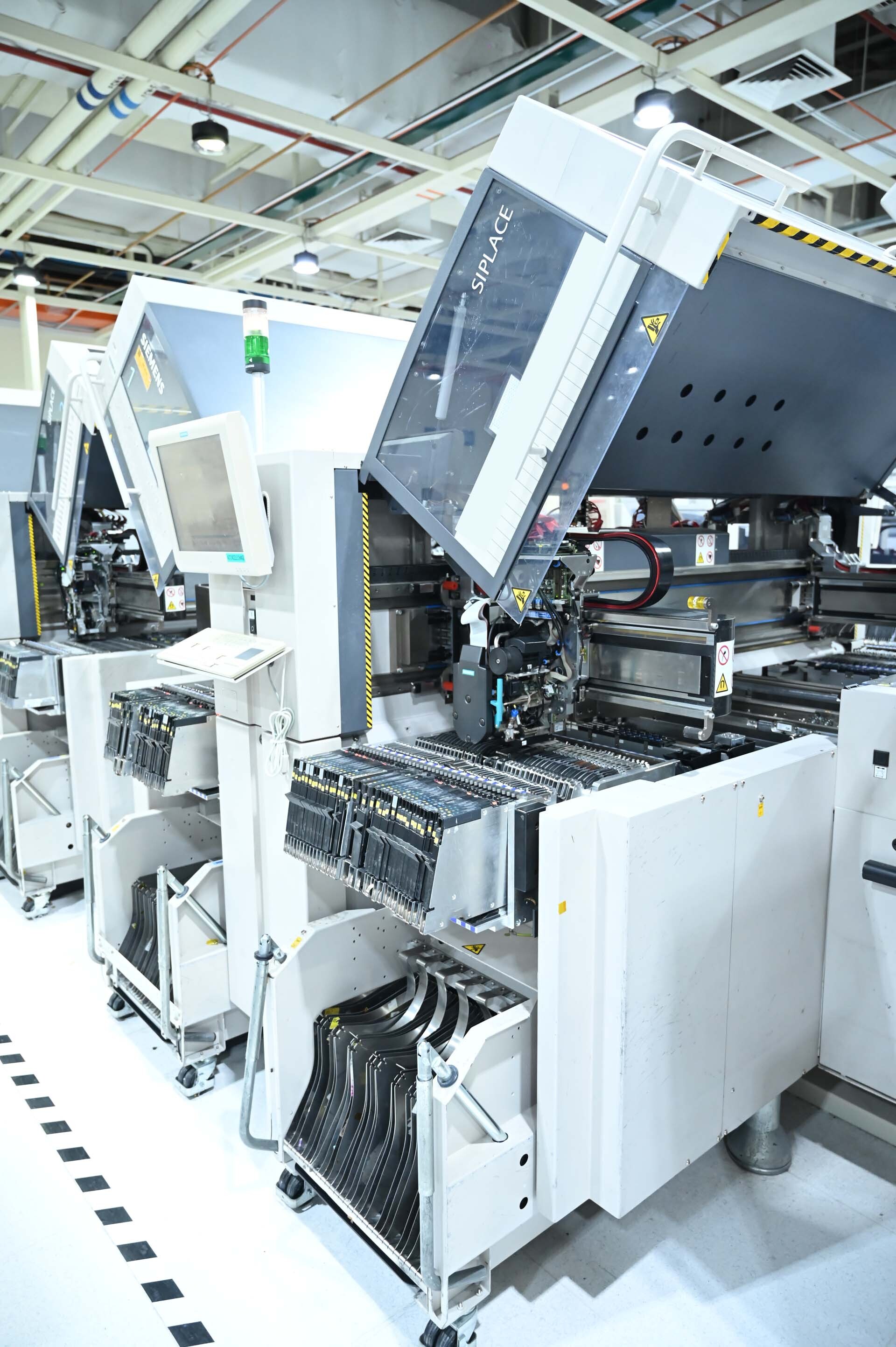 Foto Verwendet ASM / SIEMENS Siplace X4 Zum Verkauf