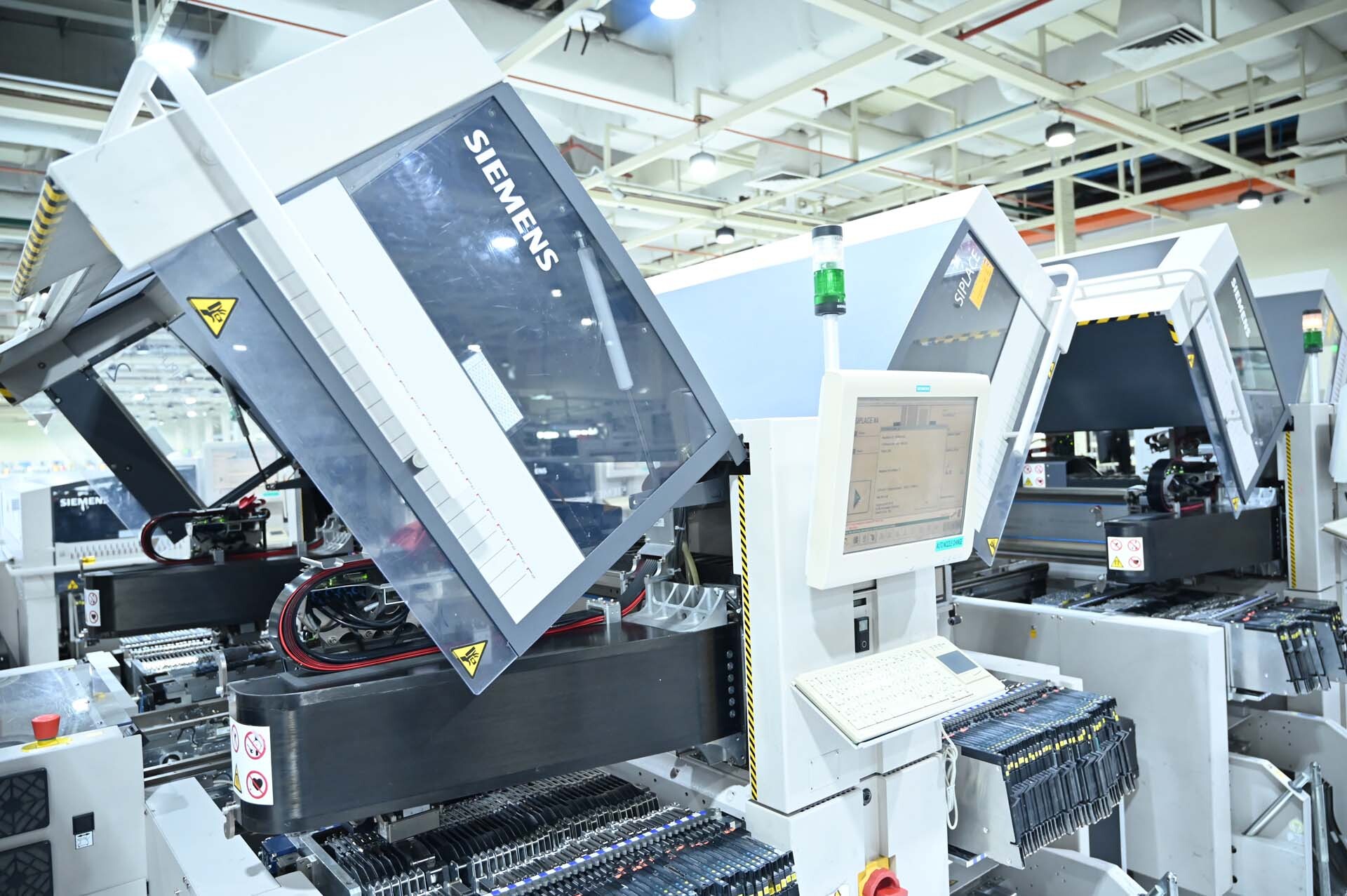 Foto Verwendet ASM / SIEMENS Siplace X4 Zum Verkauf