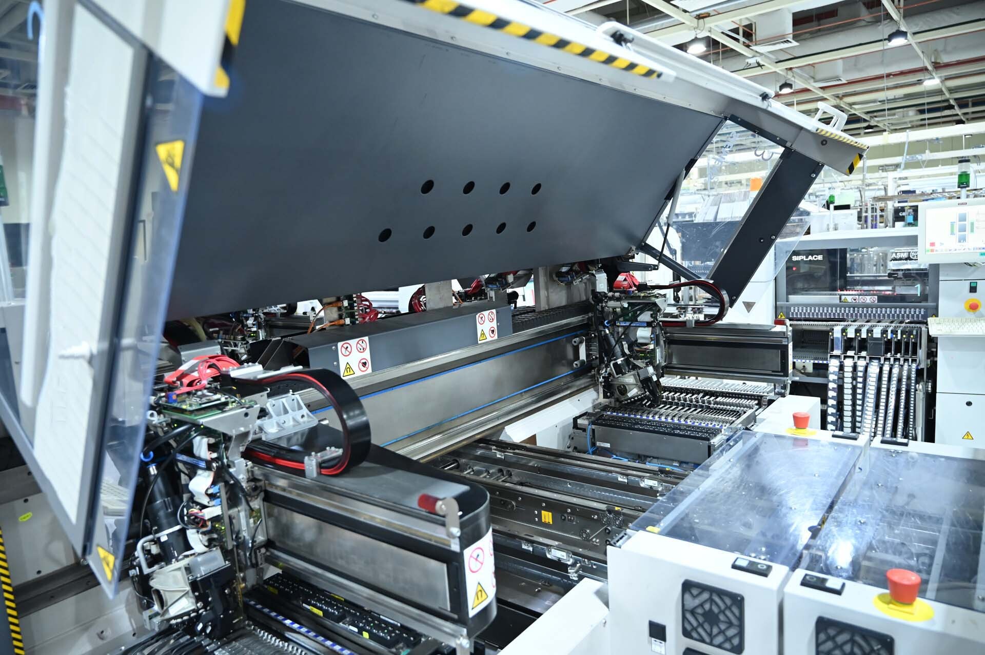 Foto Verwendet ASM / SIEMENS Siplace X4 Zum Verkauf