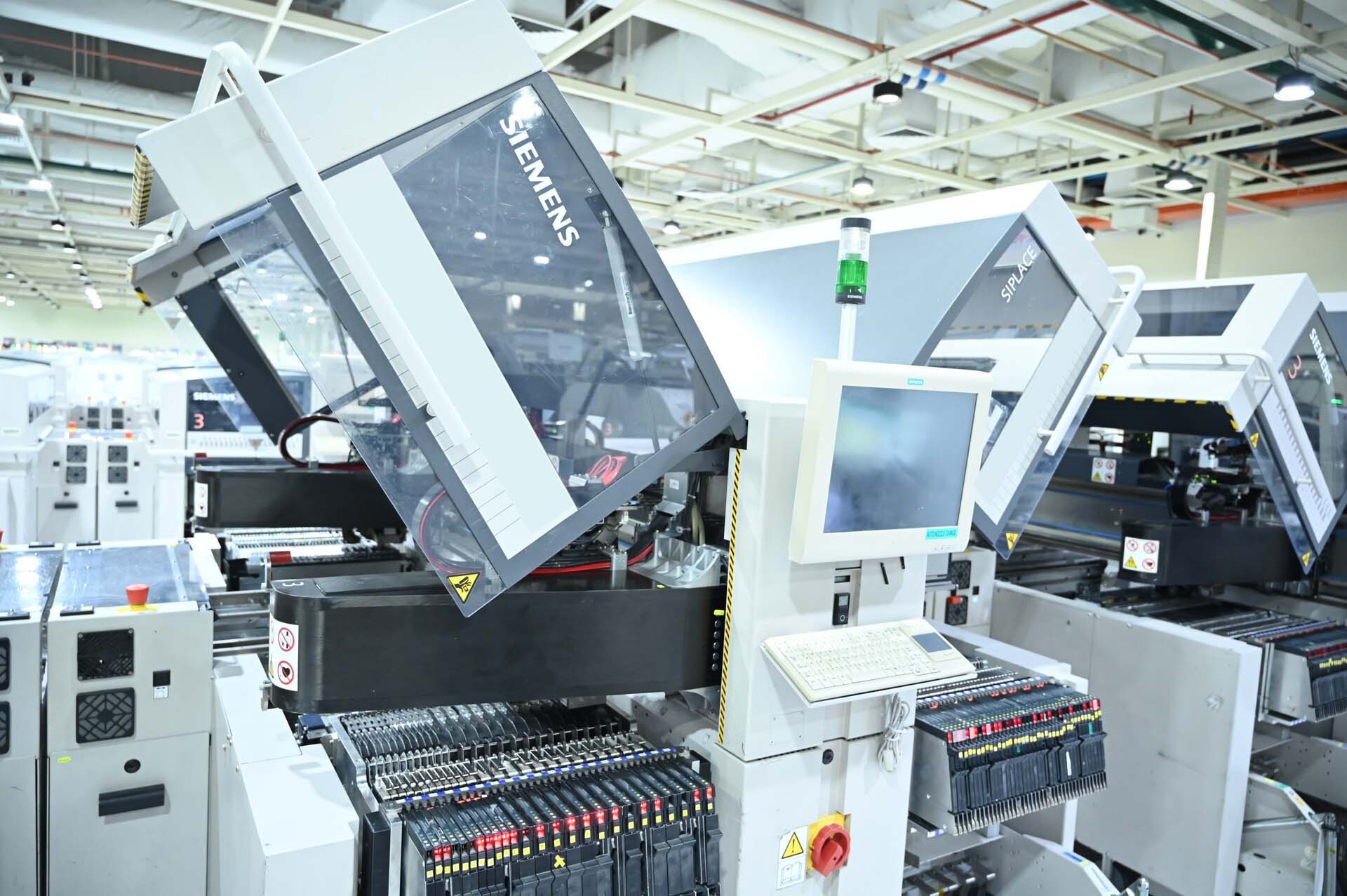 Foto Verwendet ASM / SIEMENS Siplace X4 Zum Verkauf