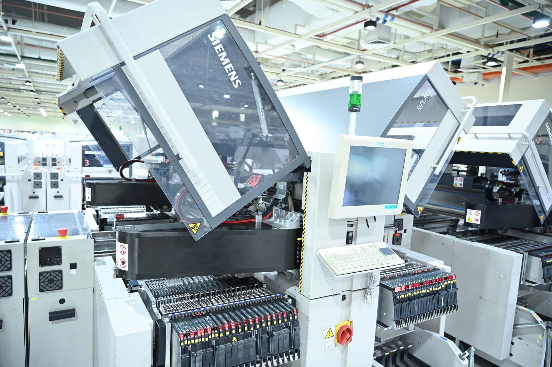 Foto Verwendet ASM / SIEMENS Siplace X4 Zum Verkauf