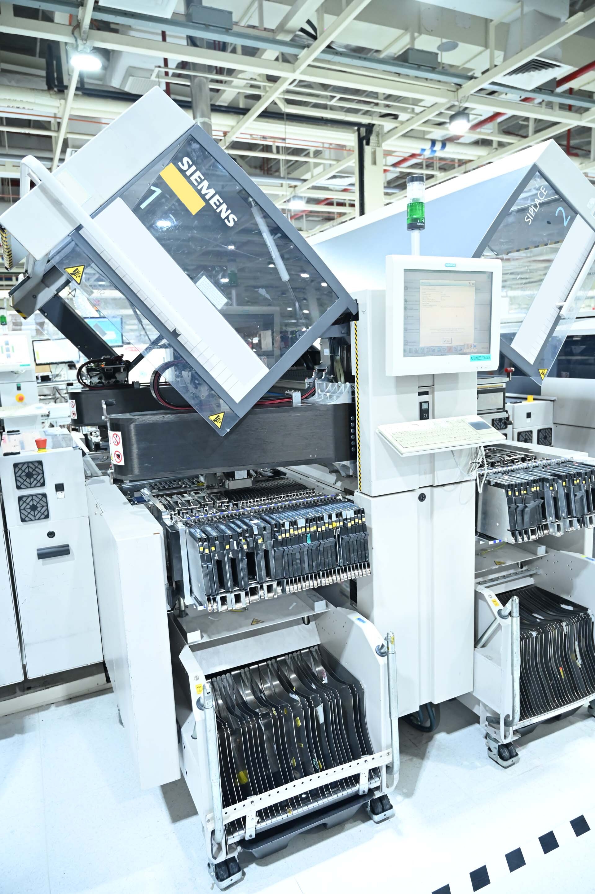 Photo Utilisé ASM / SIEMENS Siplace X4 À vendre