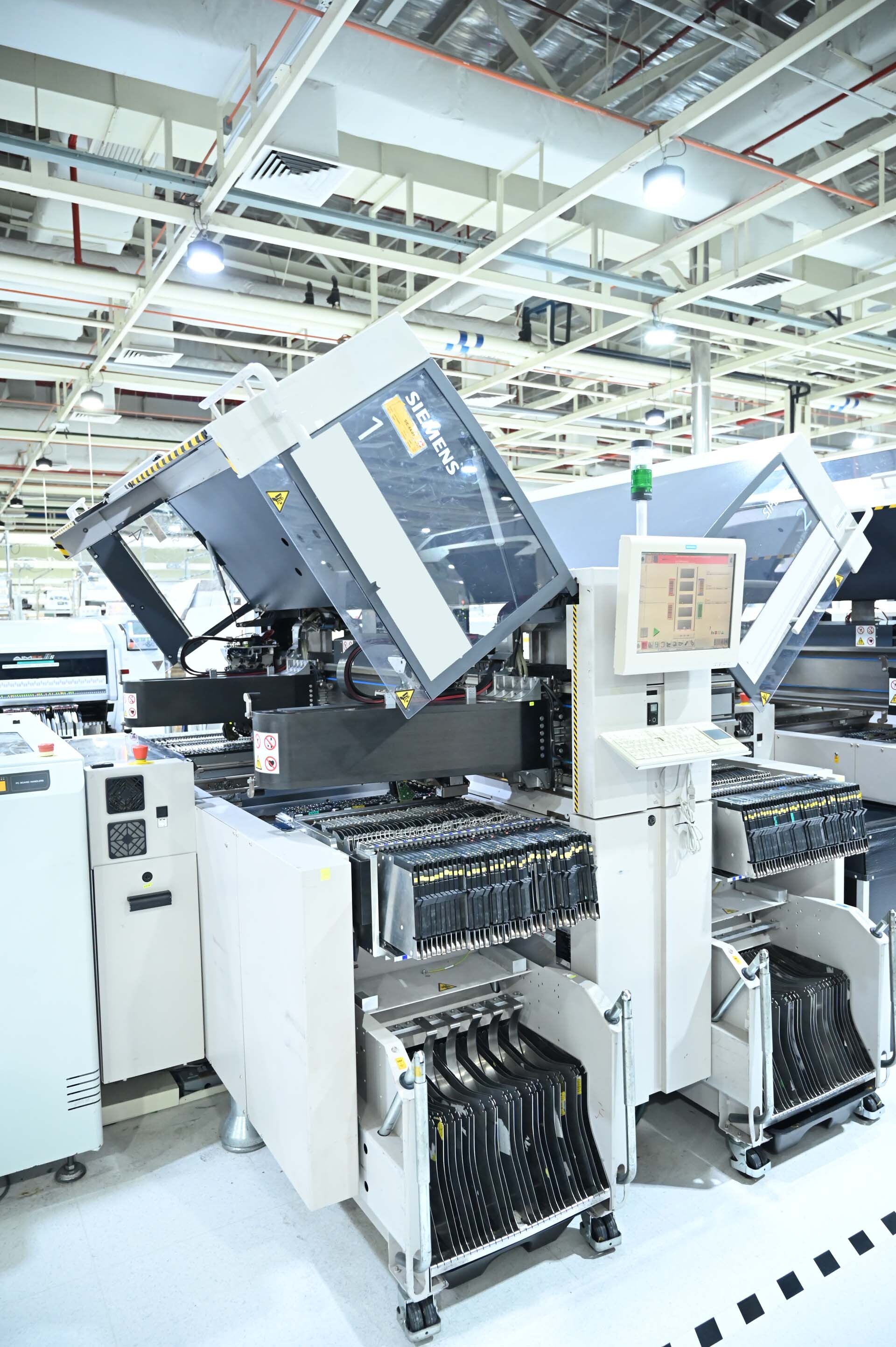 Foto Verwendet ASM / SIEMENS Siplace X4 Zum Verkauf