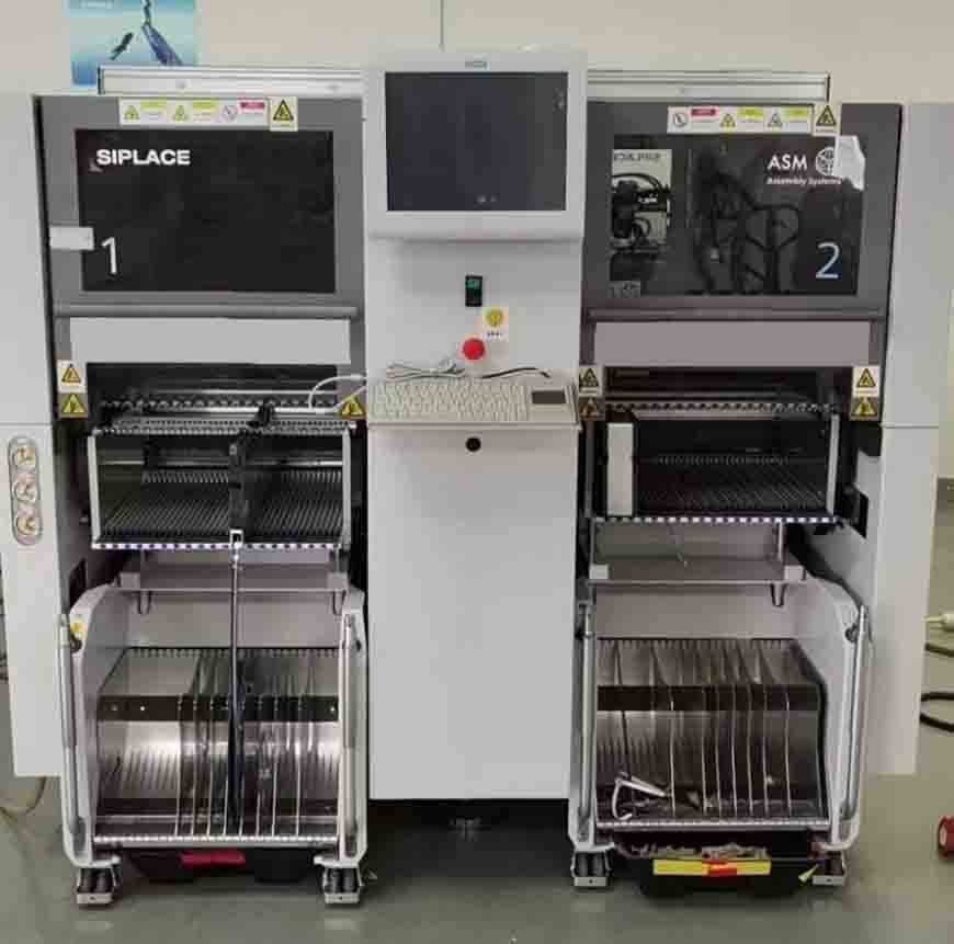 Photo Utilisé ASM / SIEMENS Siplace X4iS À vendre