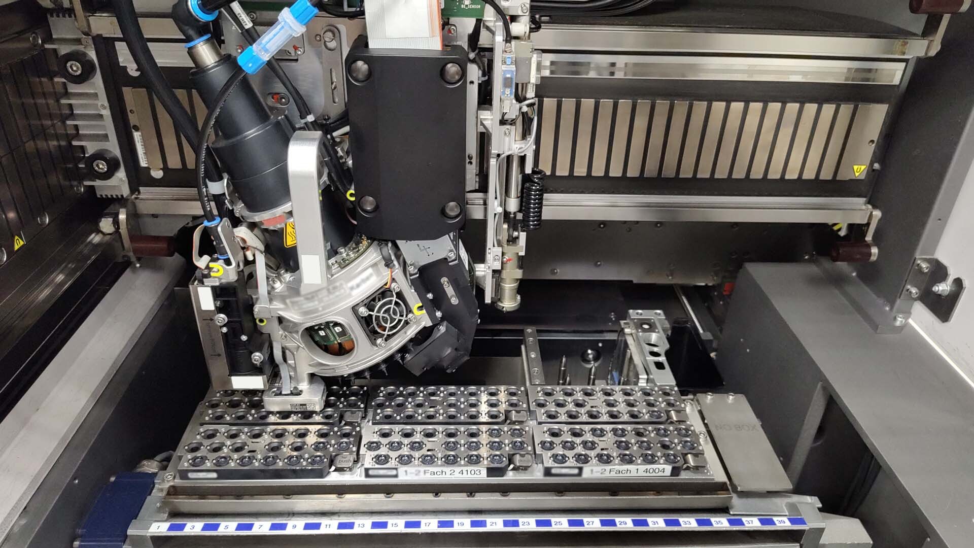 Photo Utilisé ASM / SIEMENS Siplace X4S À vendre