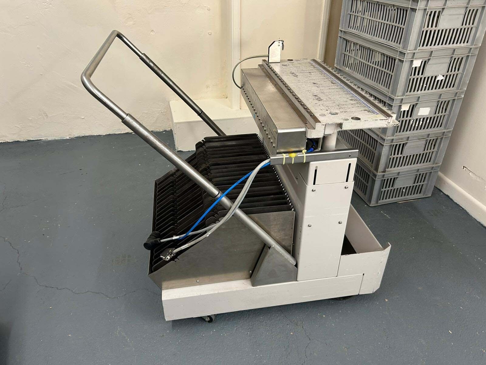 Foto Verwendet ASM / SIEMENS Trolleys for Siplace S27 HM Zum Verkauf