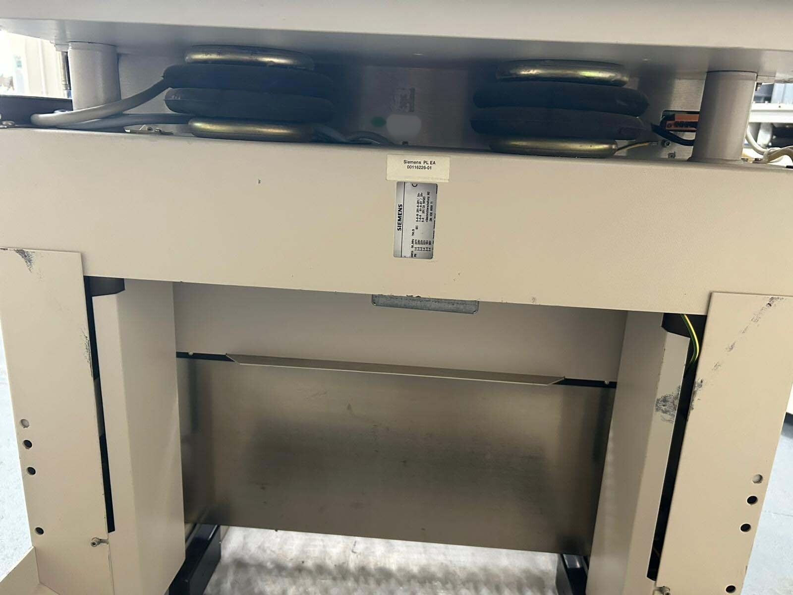 Foto Verwendet ASM / SIEMENS Trolleys for Siplace S27 HM Zum Verkauf