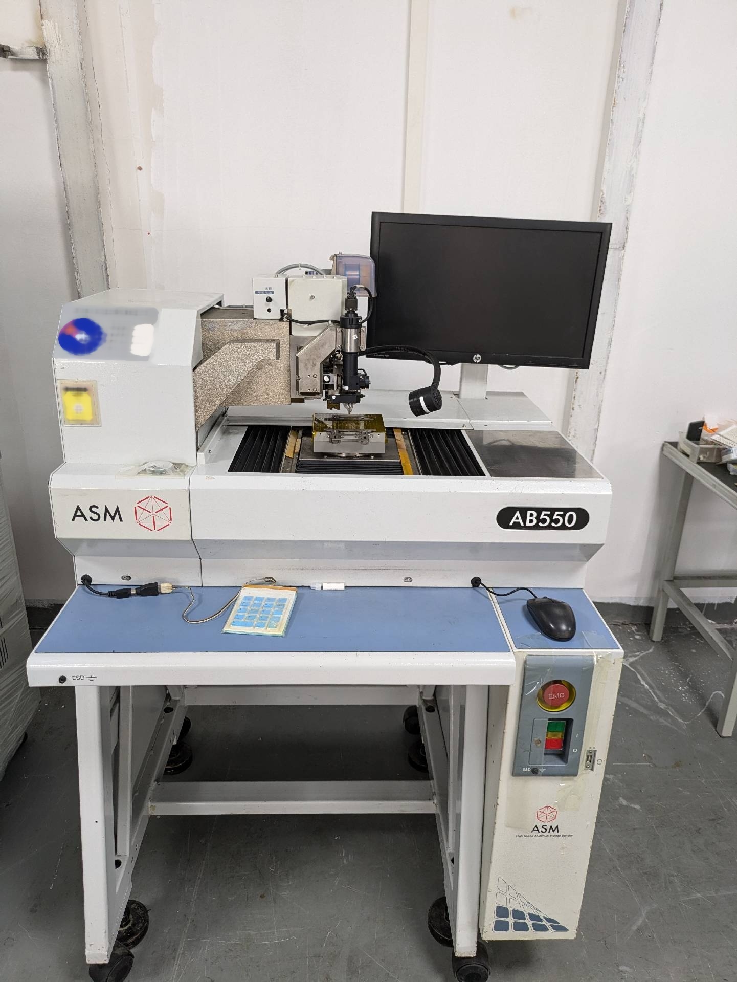 Photo Utilisé ASM AB 550 À vendre