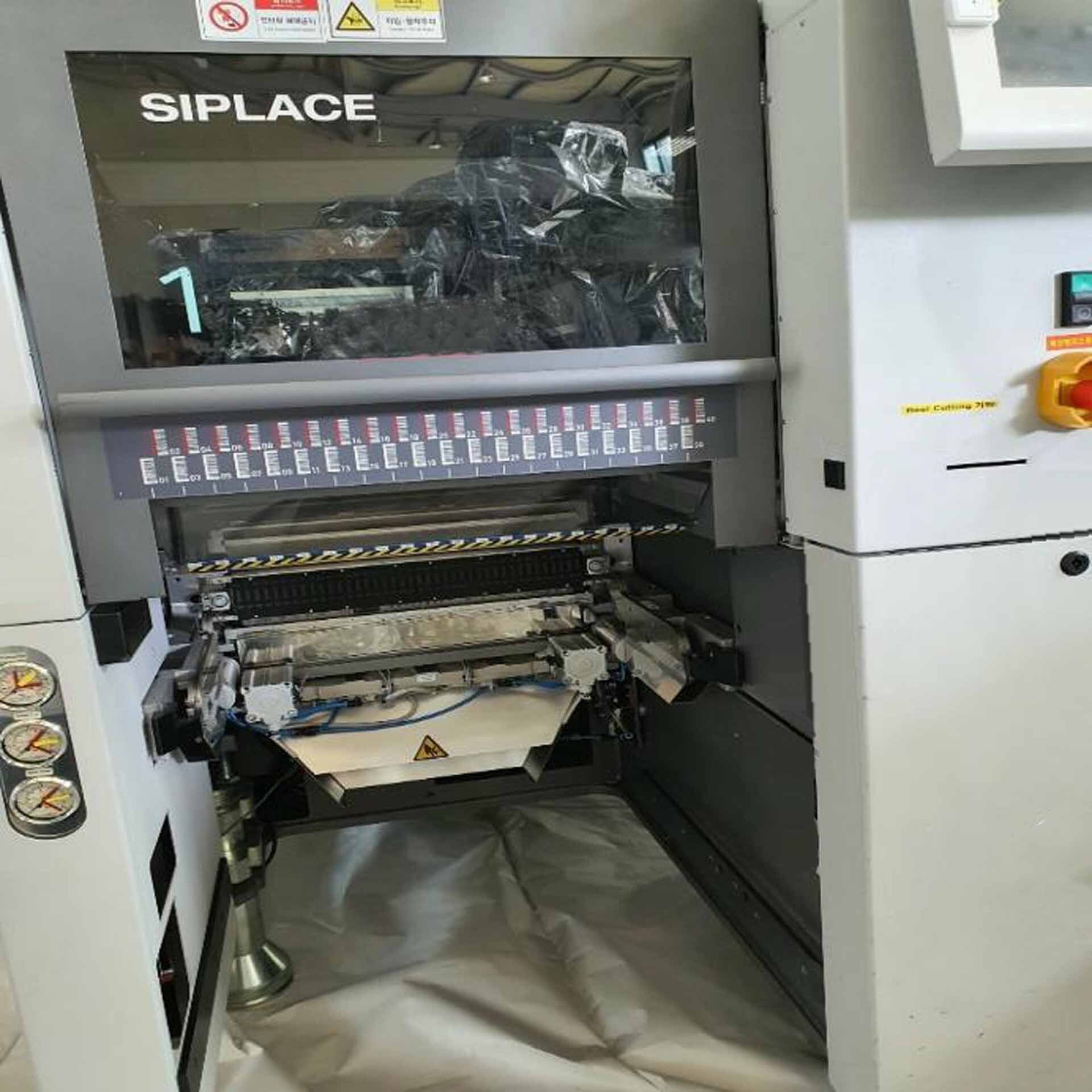 Photo Used ASM / SIEMENS SIPLACE SX4 For Sale