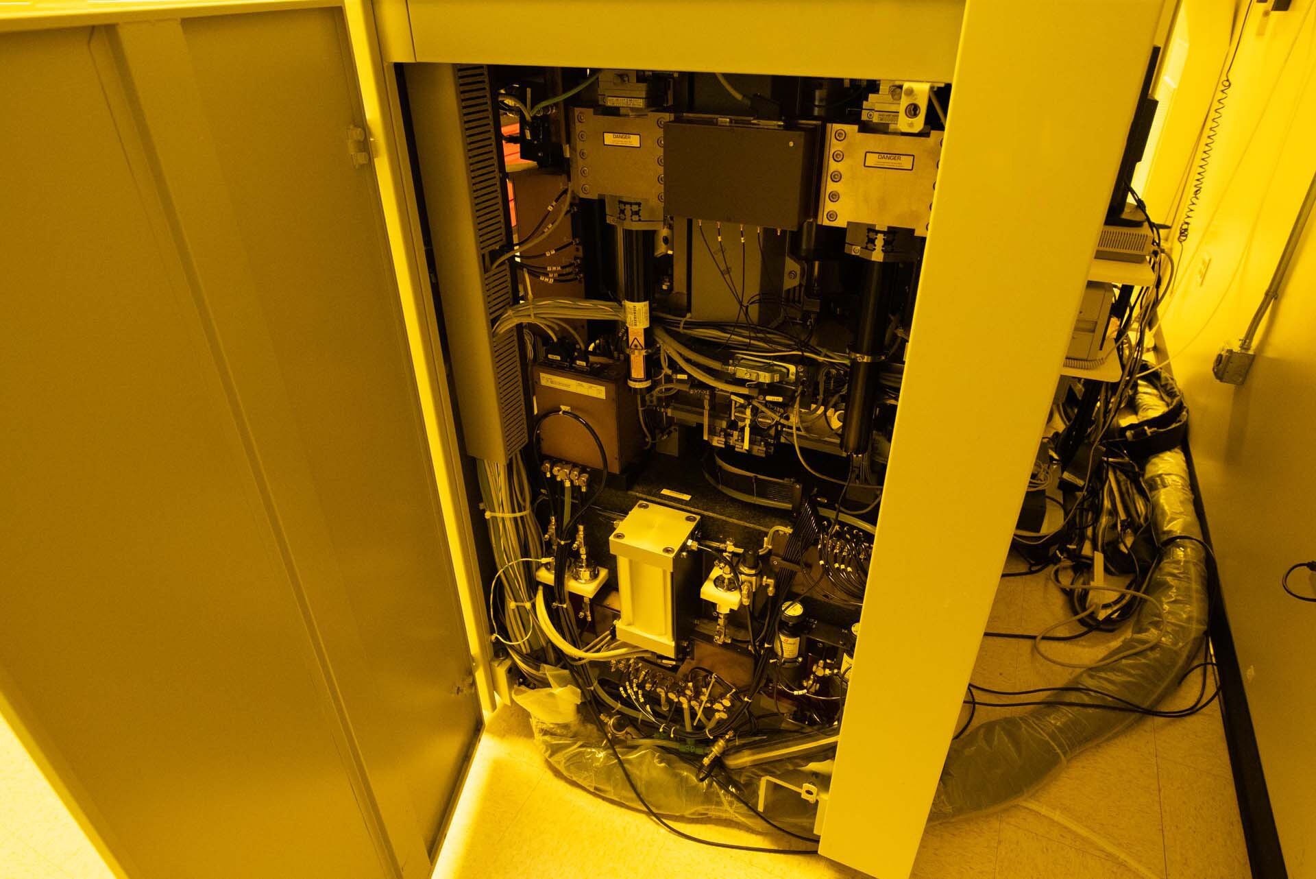사진 사용됨 ASML 2500/40 판매용