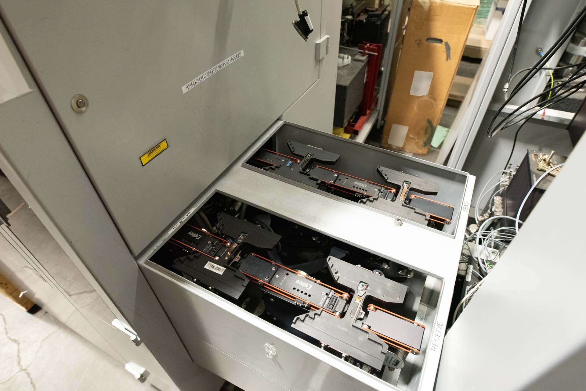 图为 已使用的 ASML 2500/40 待售