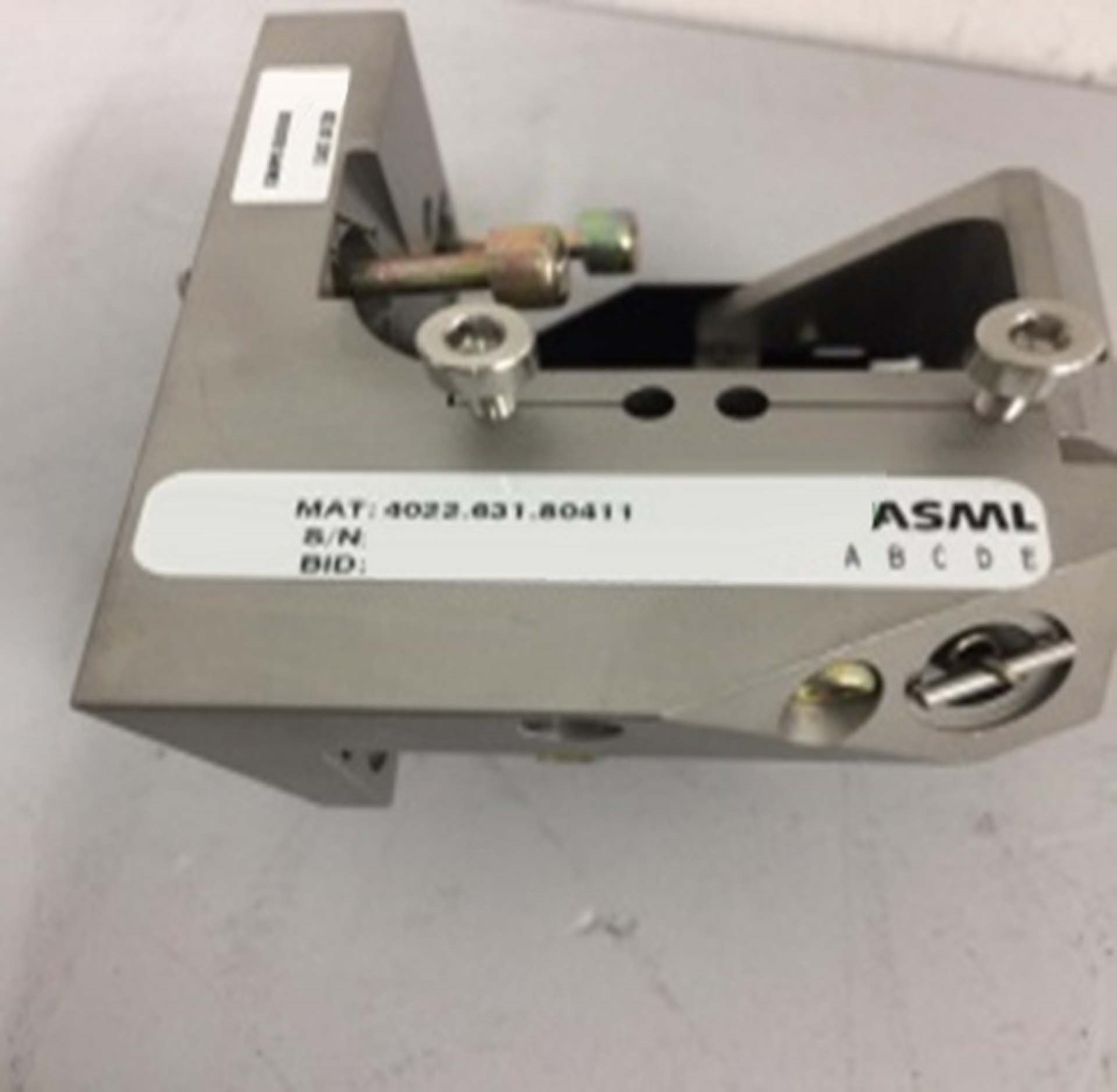 Photo Used ASML Lot of spare parts For Sale