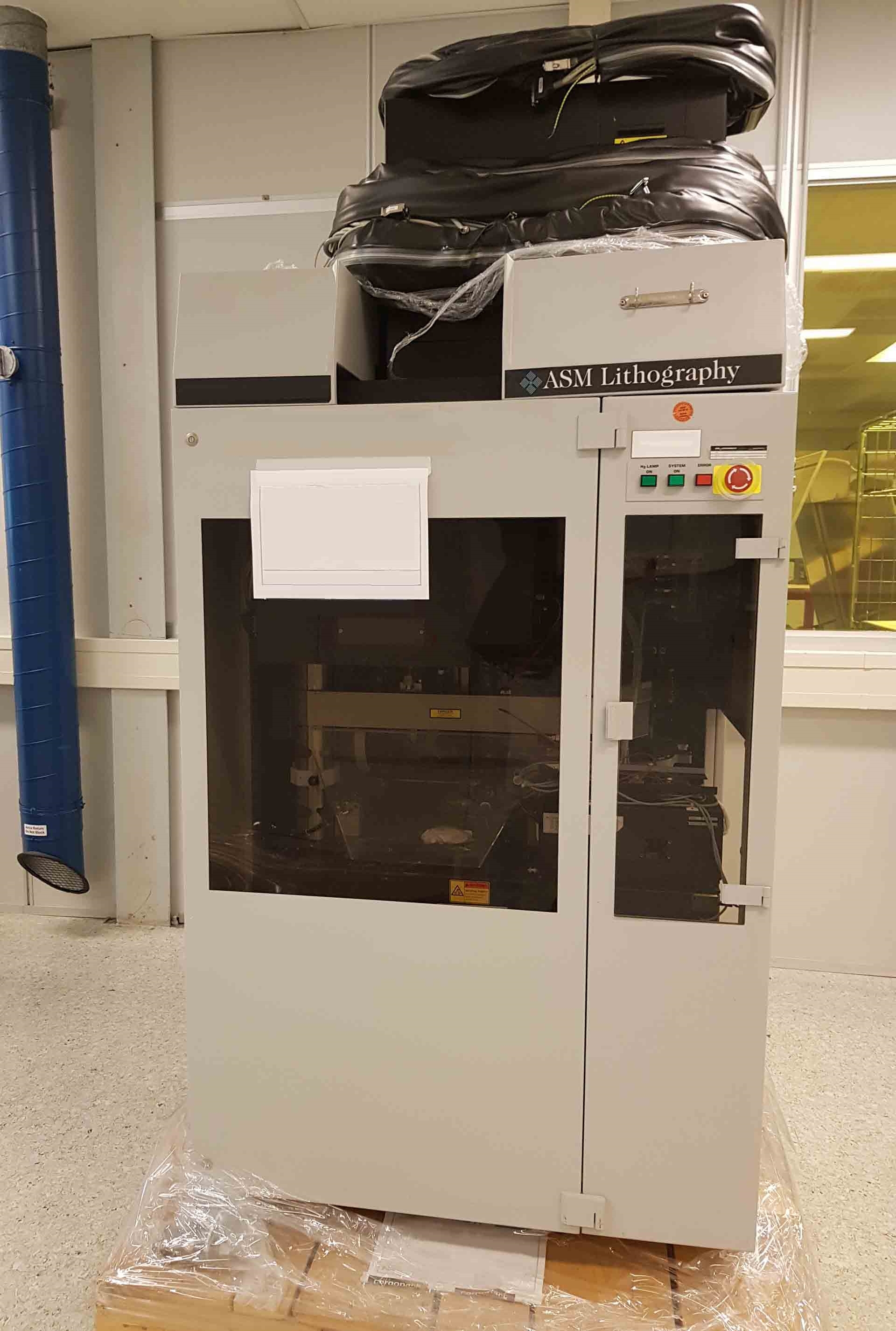 Photo Used ASML PAS 2500 / 10 For Sale