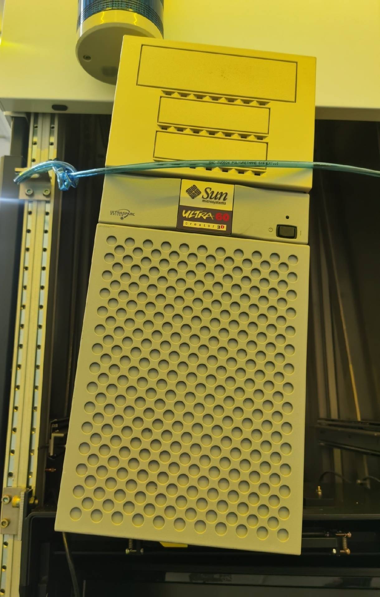 Photo Used ASML Twinscan AT 1100B For Sale