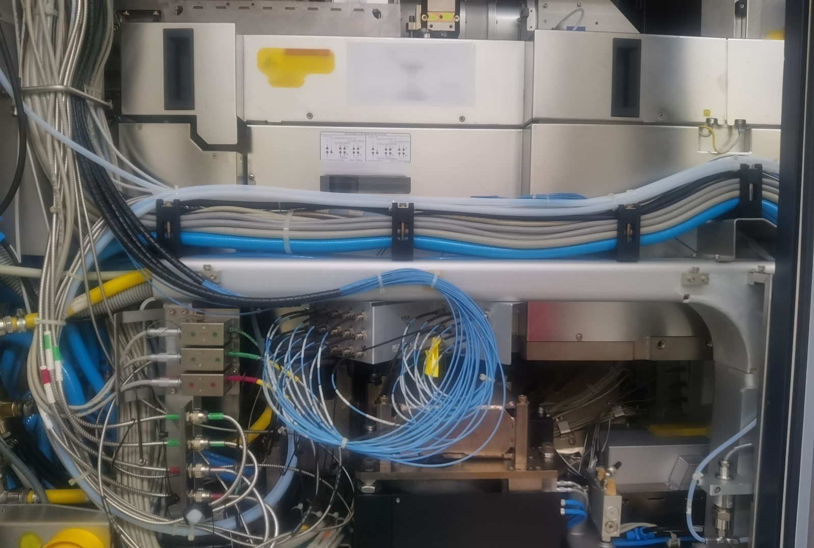 Photo Used ASML Twinscan AT 1100B For Sale