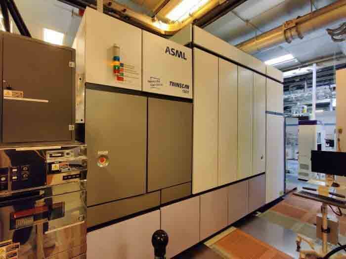 Photo Used ASML XT 1900Gi For Sale