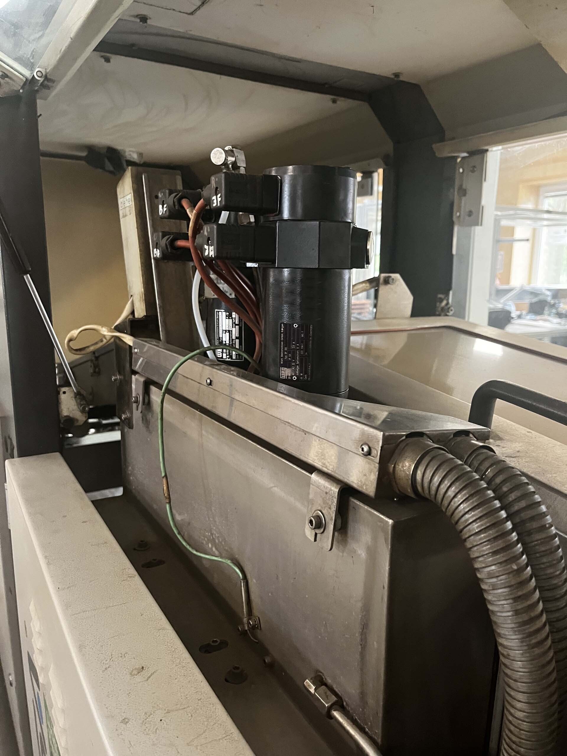 Photo Used ASSCON VP 2000 For Sale