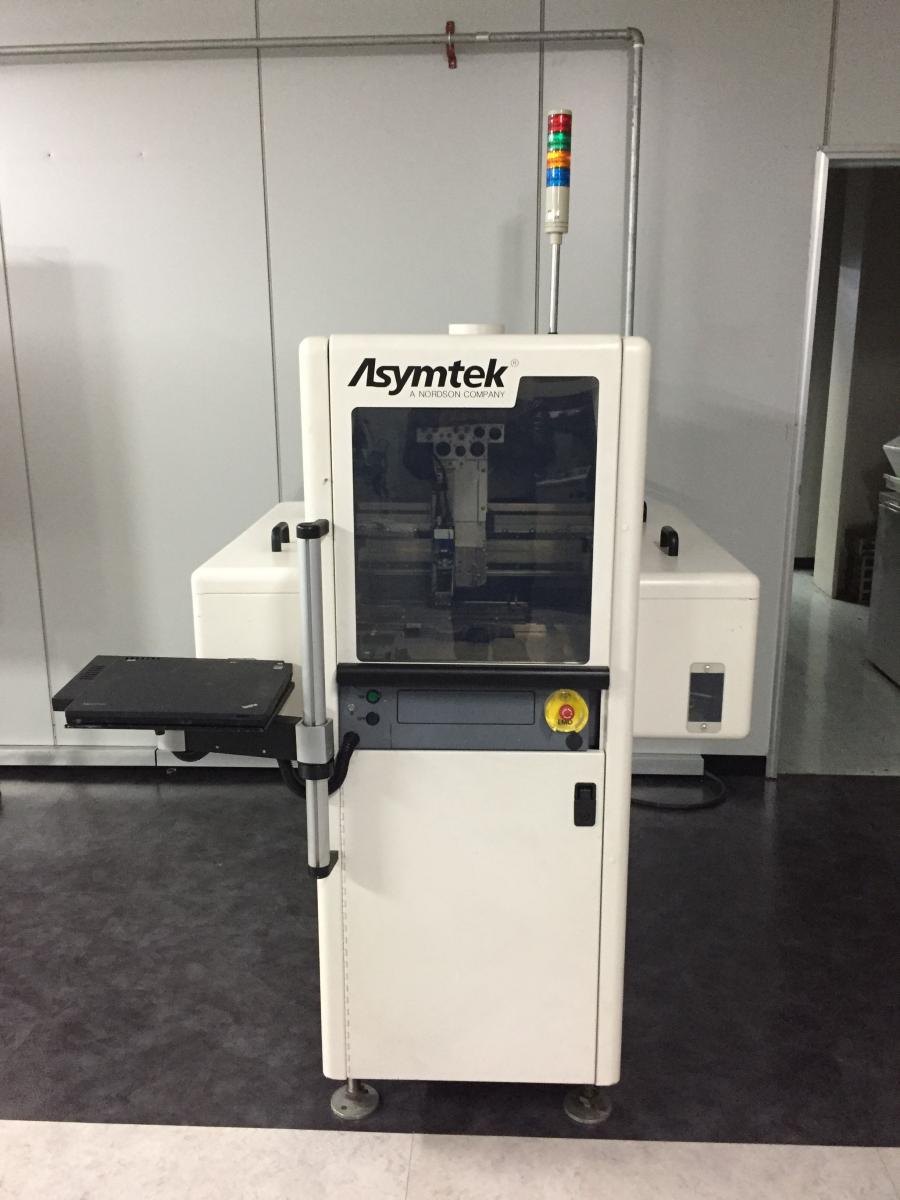 Photo Used ASYMTEK S922 For Sale