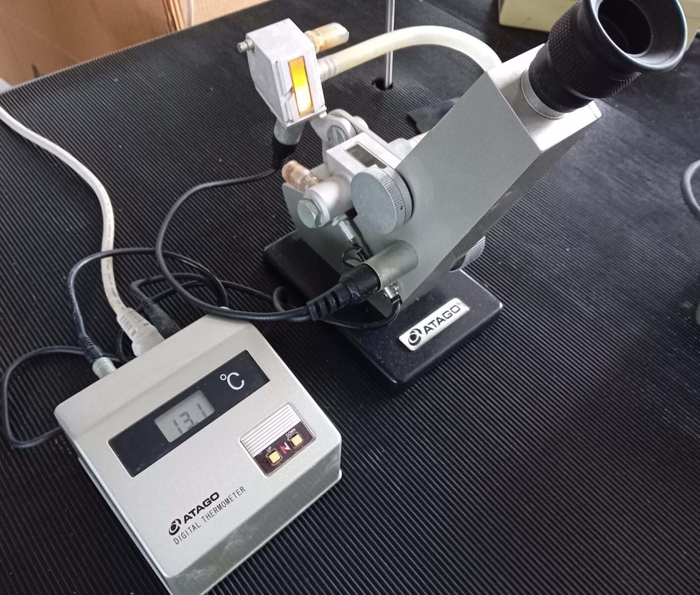 Photo Utilisé ATAGO DTM-N À vendre