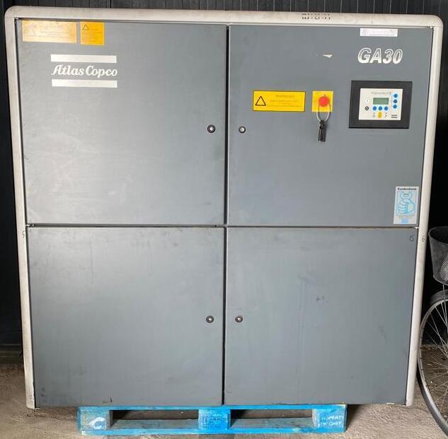 图为 已使用的 ATLAS COPCO GA30 待售