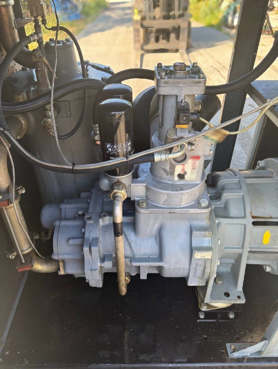 图为 已使用的 ATLAS COPCO GA75 待售