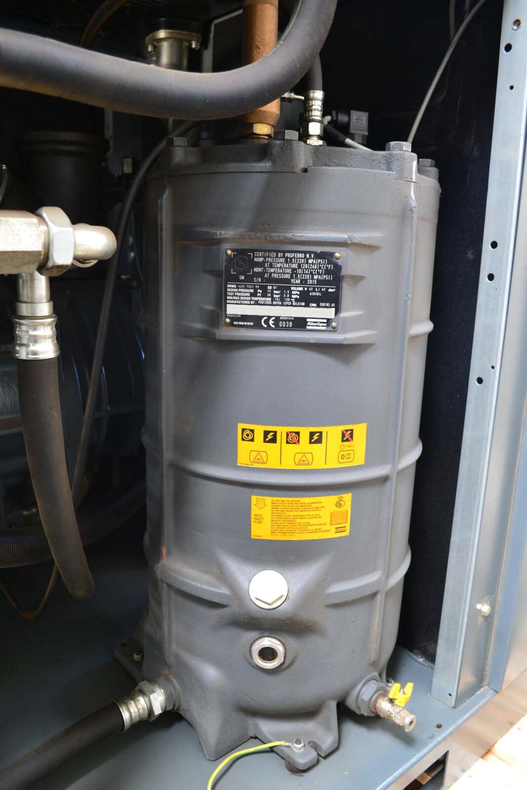 圖為 已使用的 ATLAS COPCO GA90 待售
