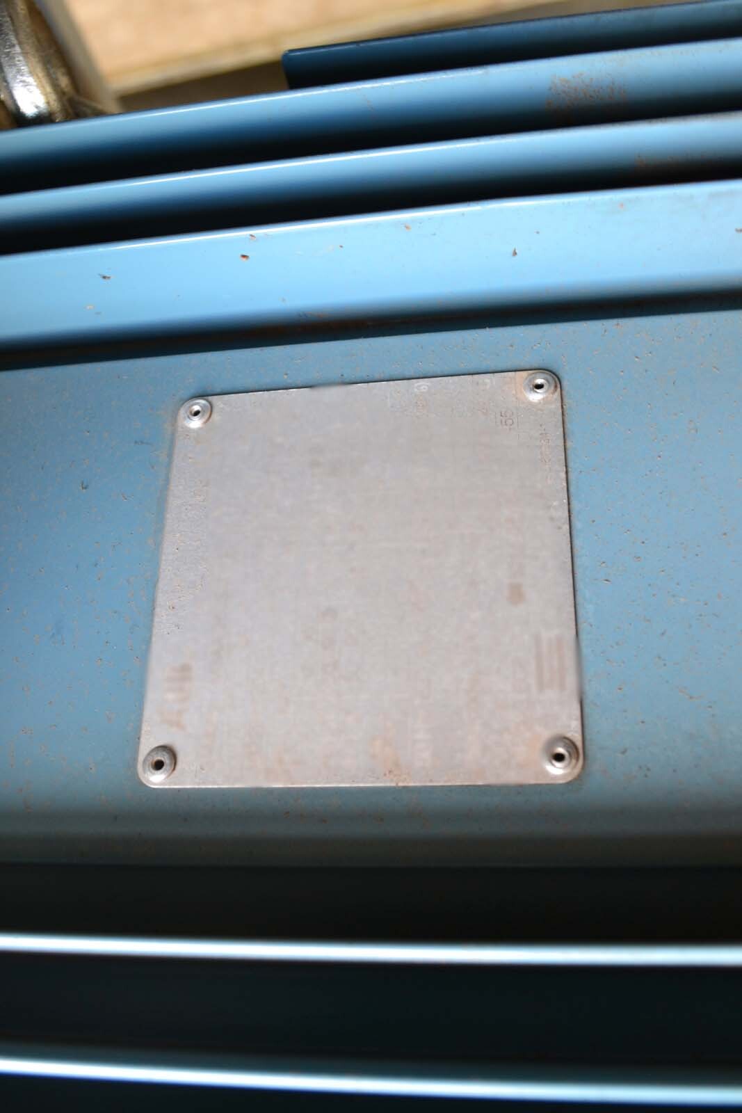 圖為 已使用的 ATLAS COPCO GA90 待售