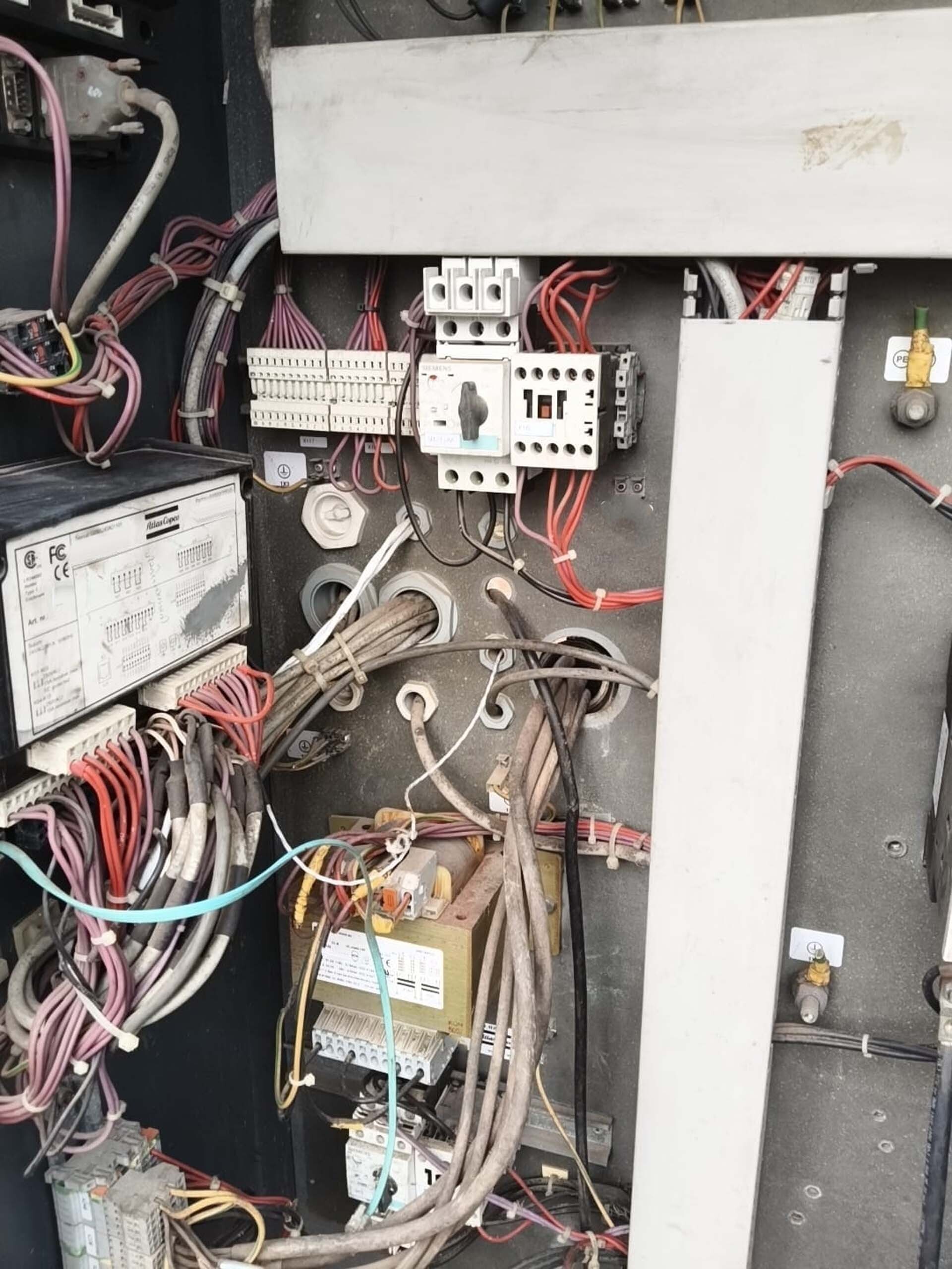 圖為 已使用的 ATLAS COPCO ZT22 VSD 待售