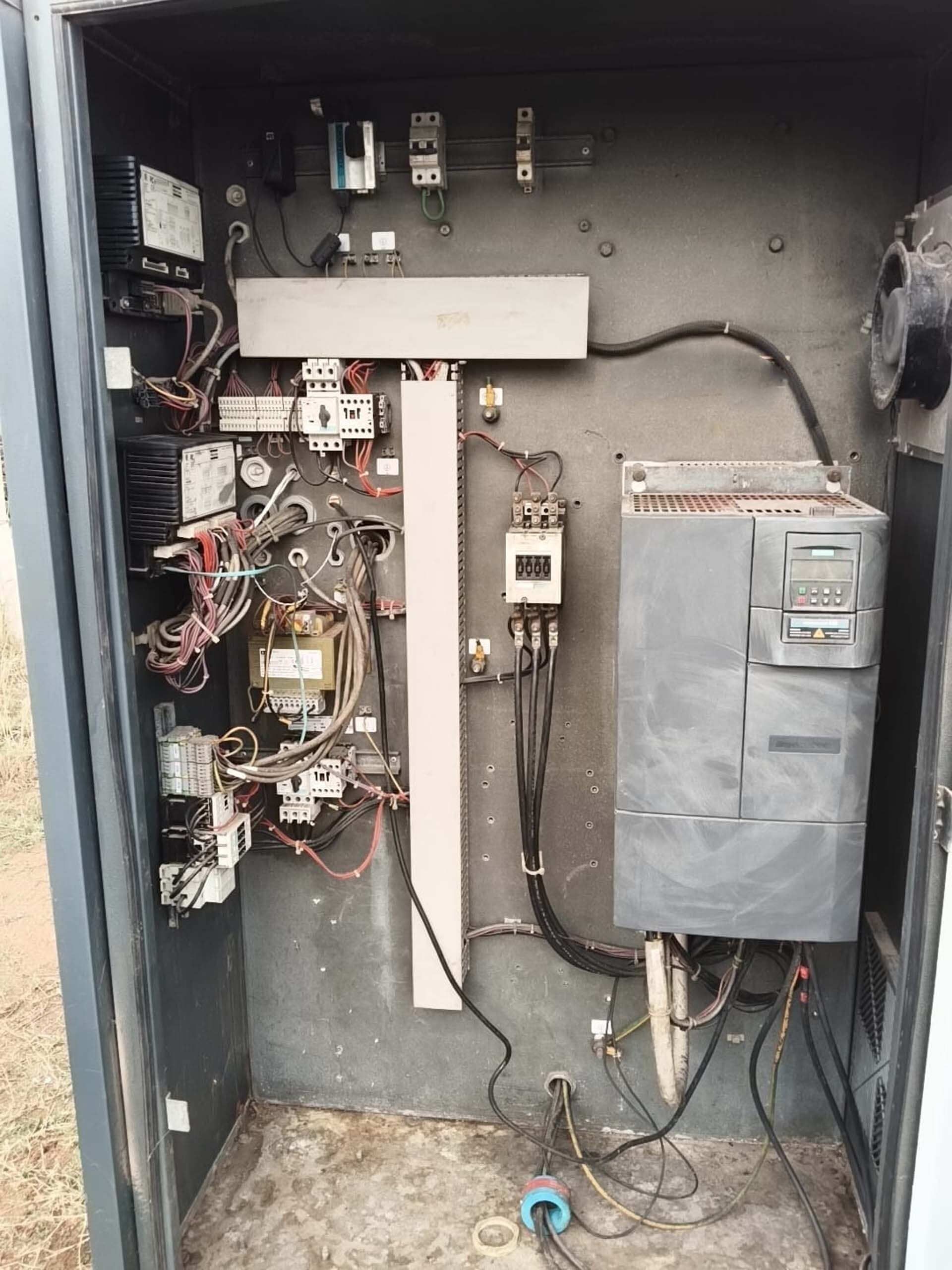 圖為 已使用的 ATLAS COPCO ZT22 VSD 待售