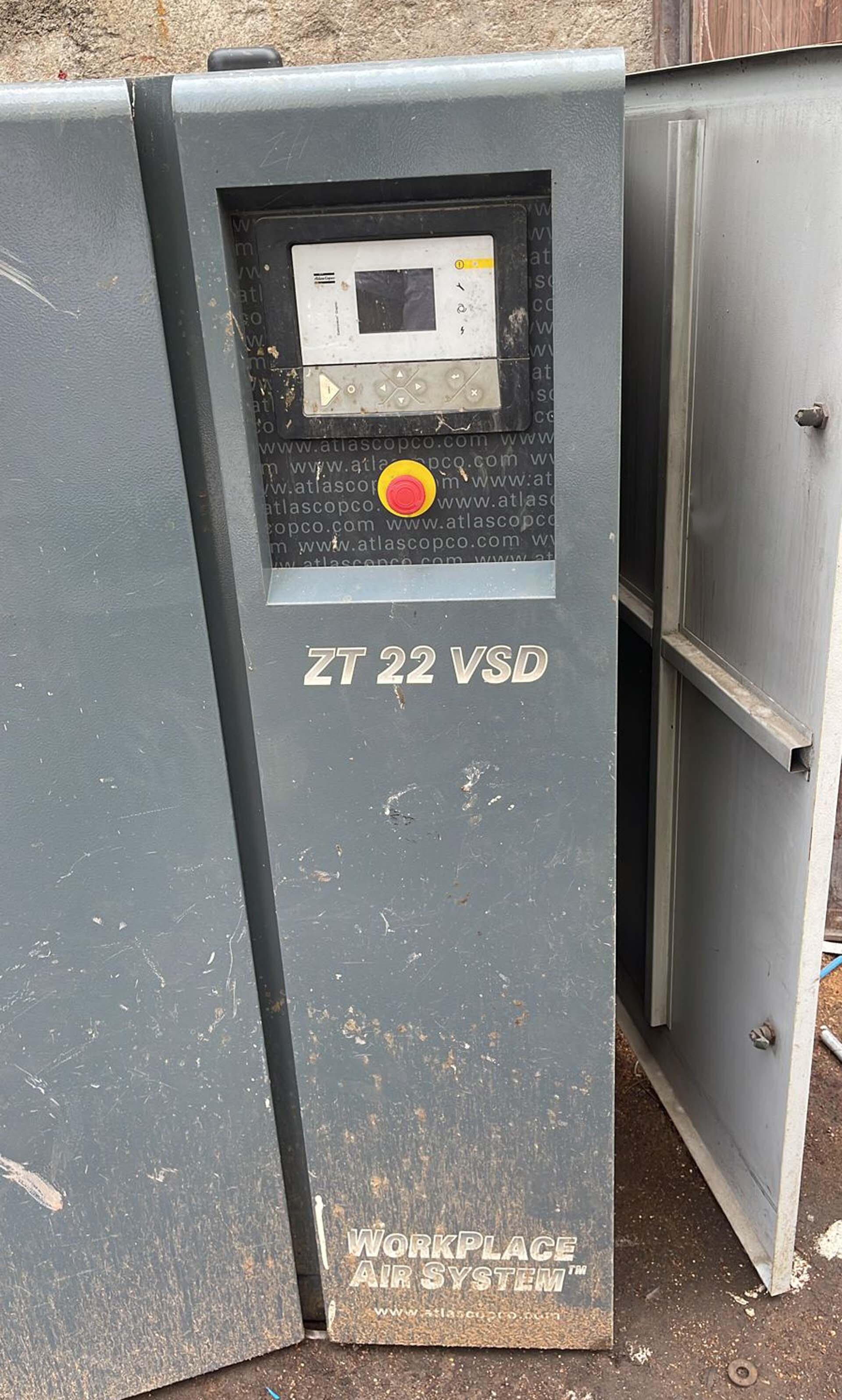 圖為 已使用的 ATLAS COPCO ZT22 VSD 待售